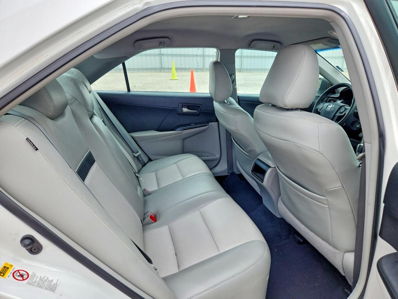 2013 Toyota Camry Le White vin: 4T1BF1FK4DU233198