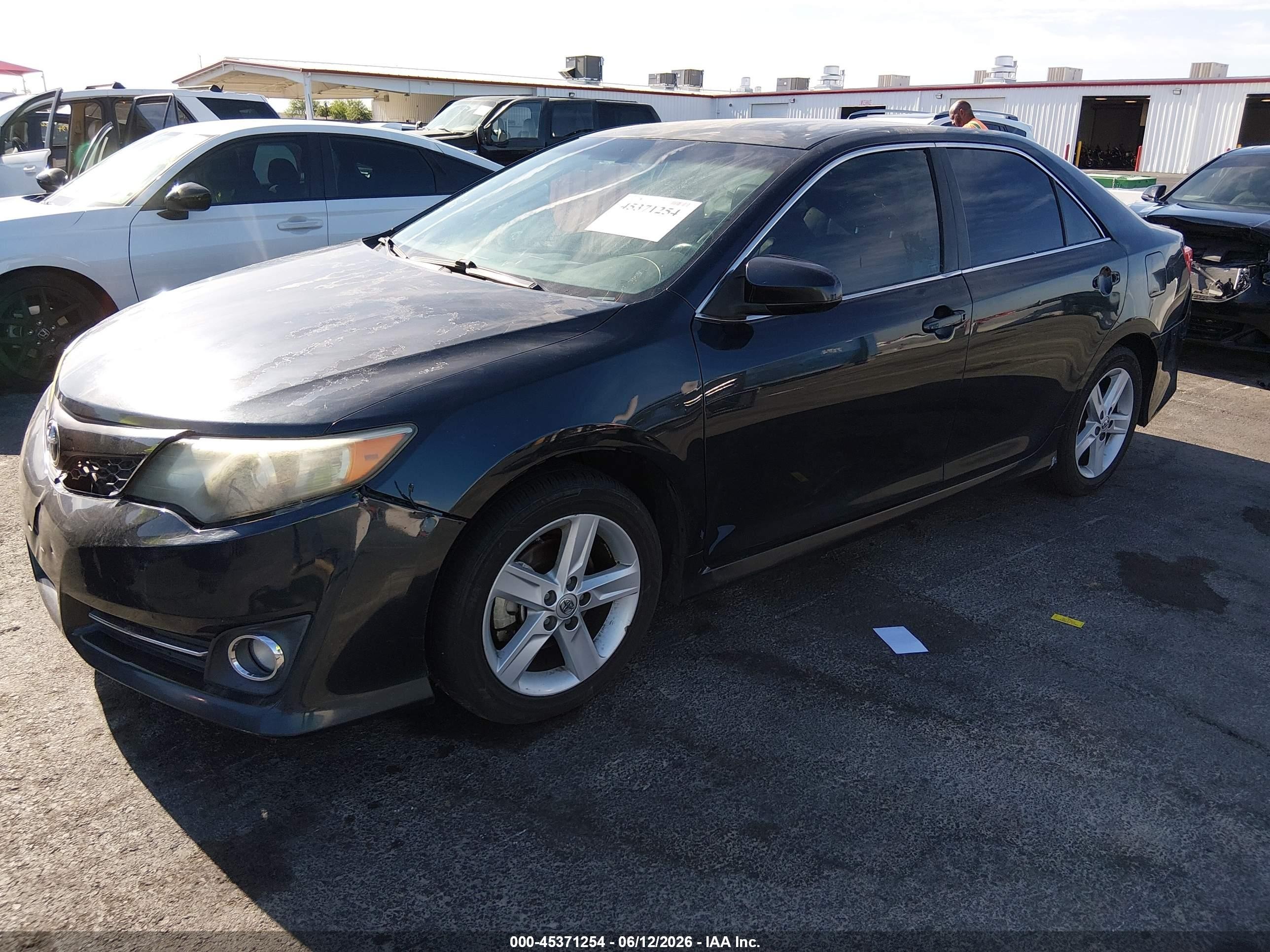 2013 Toyota Camry Se Черный vin: 4T1BF1FK4DU250082