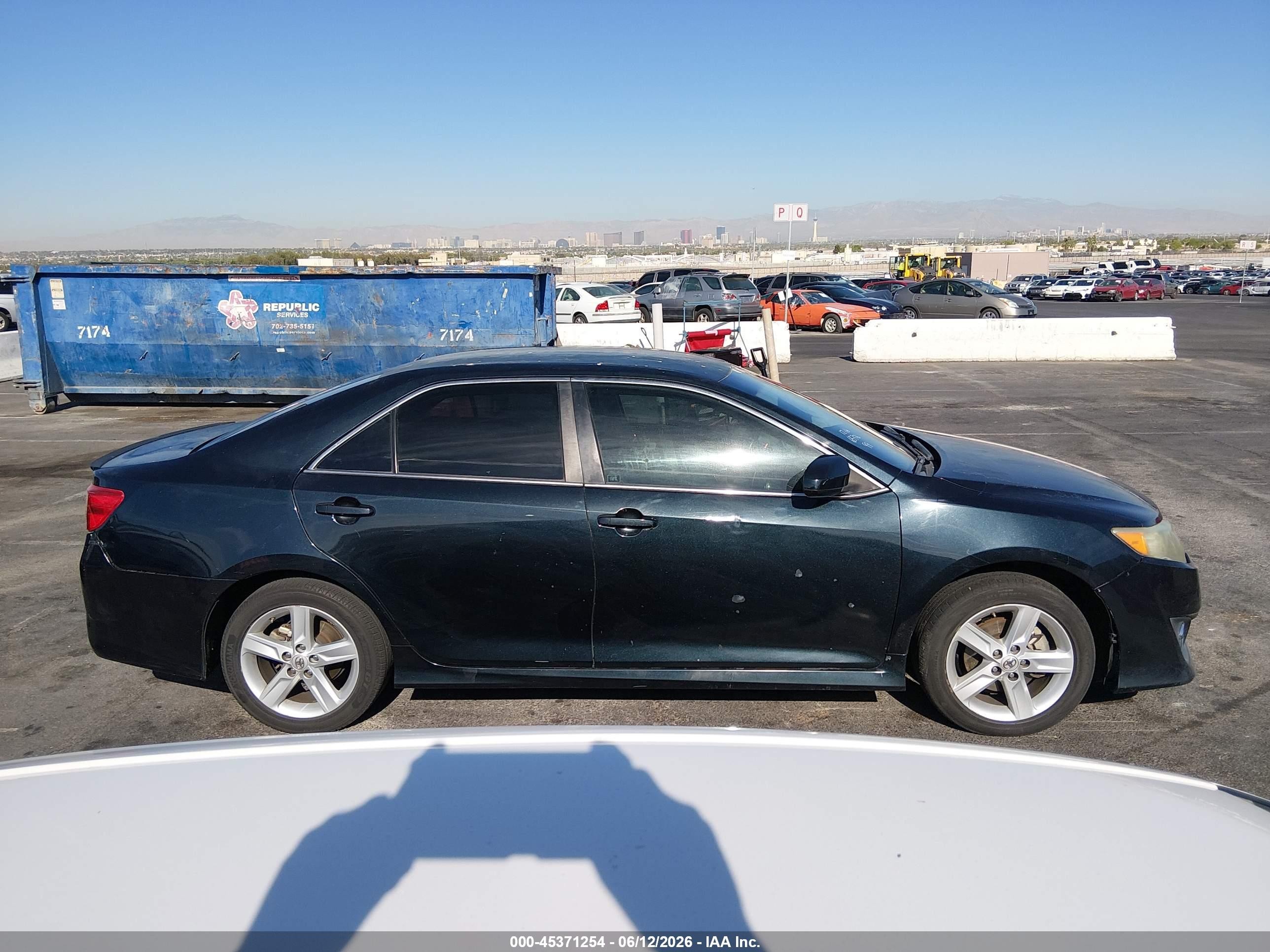 2013 Toyota Camry Se Черный vin: 4T1BF1FK4DU250082