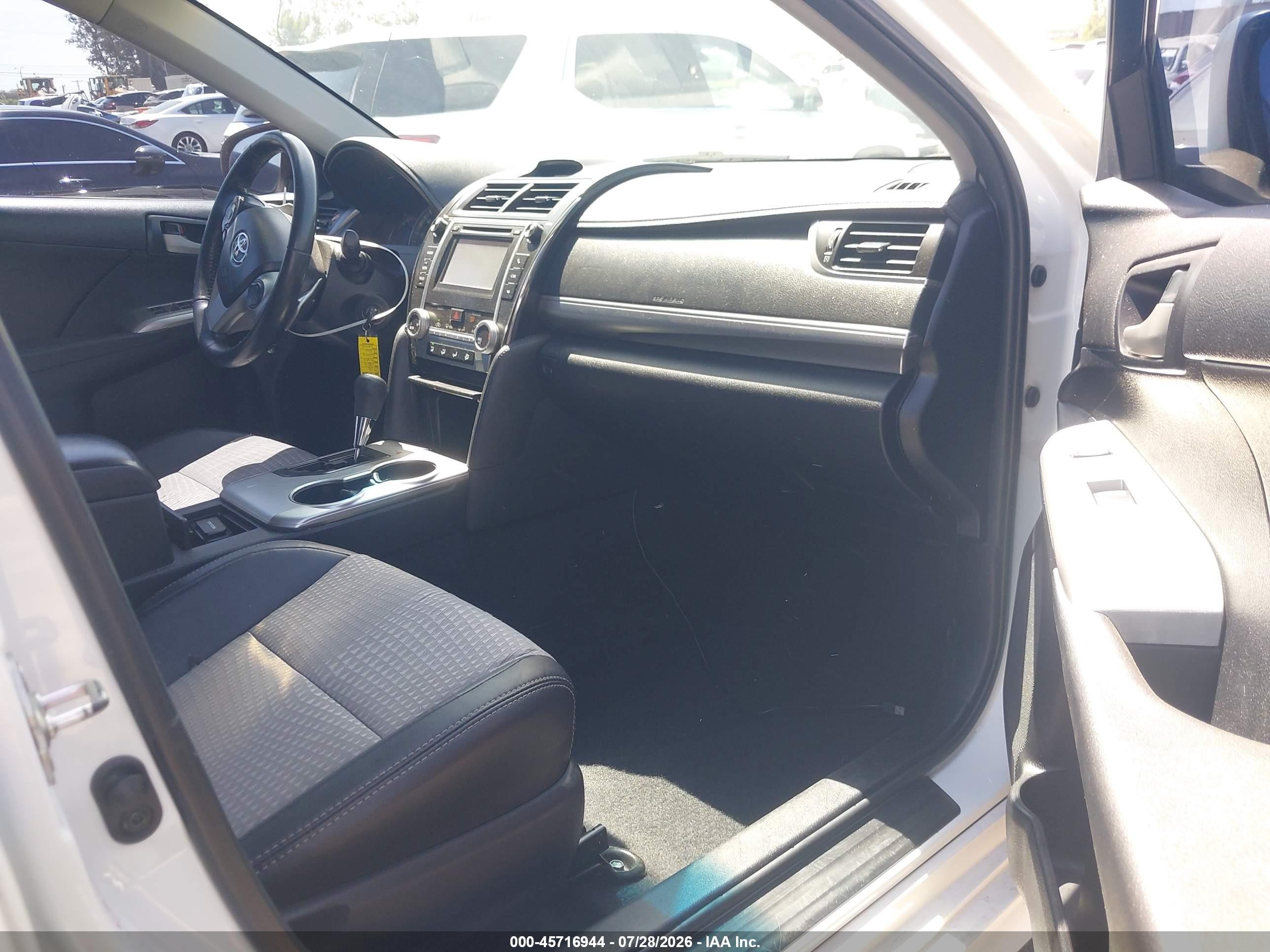 2013 Toyota Camry Se White vin: 4T1BF1FK4DU280828