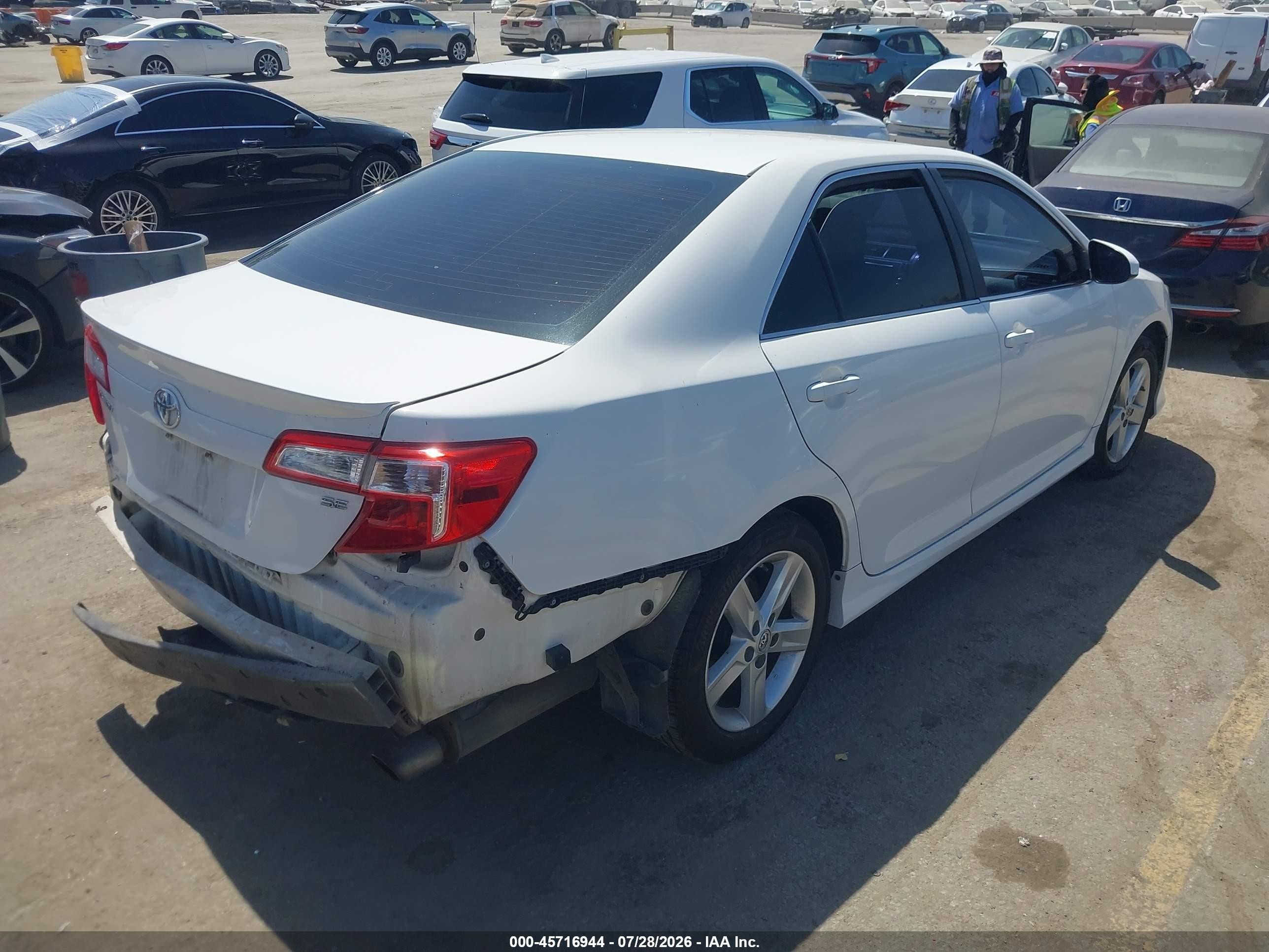2013 Toyota Camry Se White vin: 4T1BF1FK4DU280828