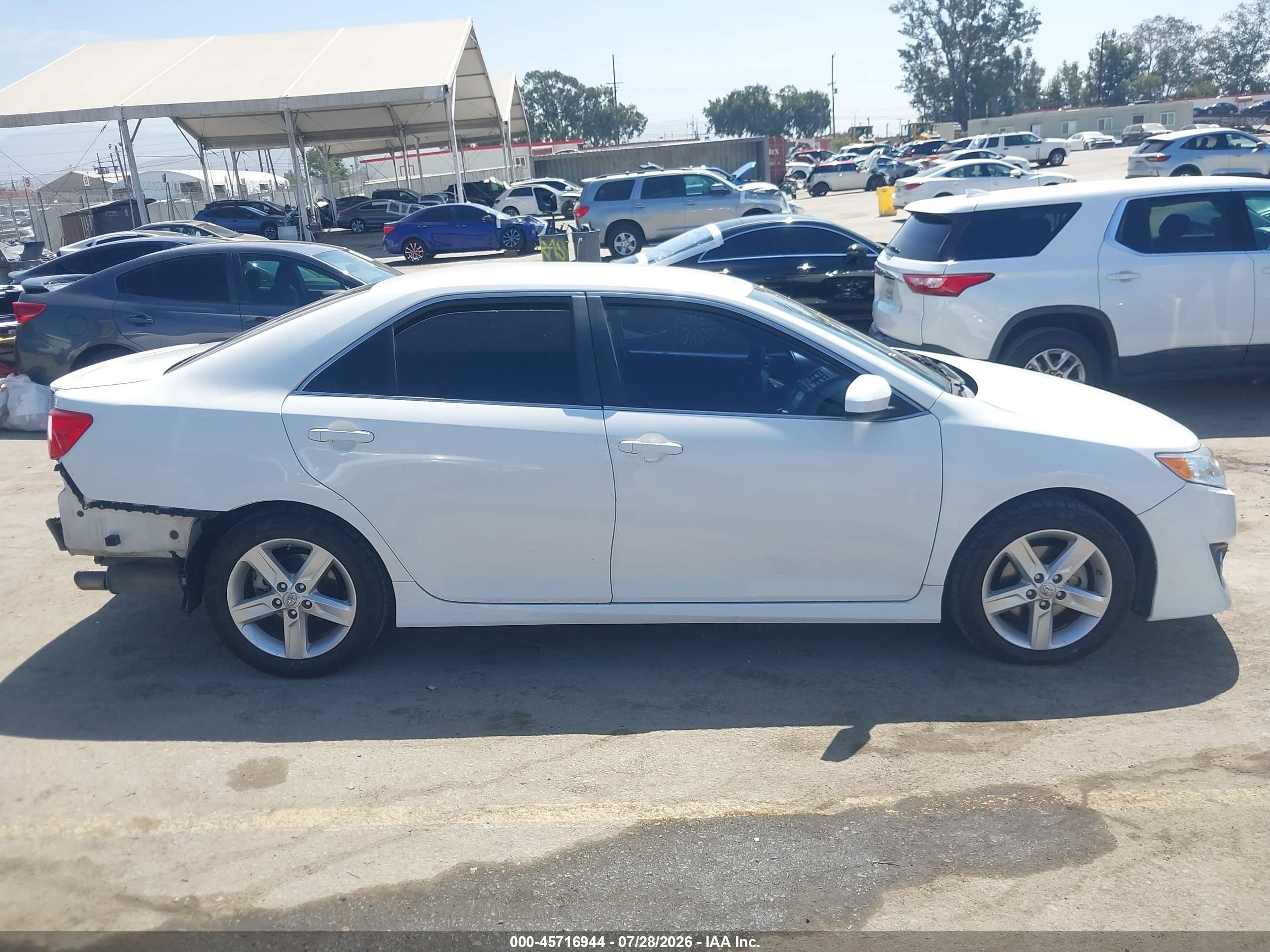 2013 Toyota Camry Se White vin: 4T1BF1FK4DU280828