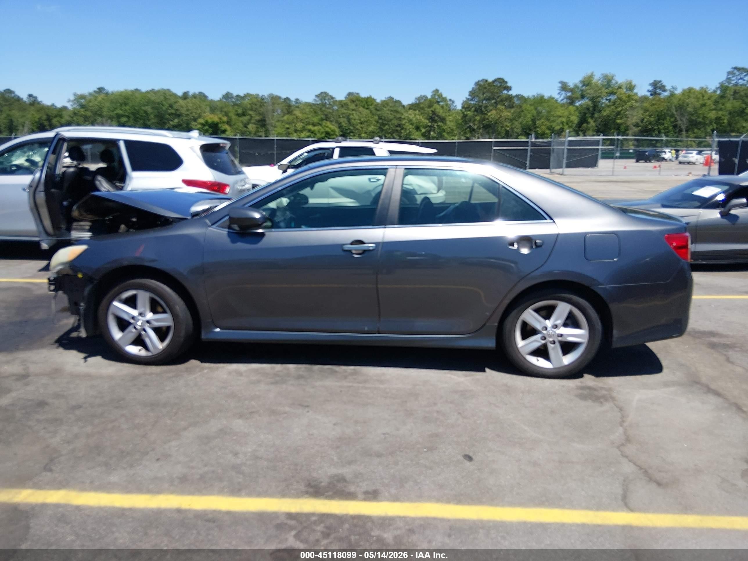 2013 Toyota Camry Se Gray vin: 4T1BF1FK4DU284569
