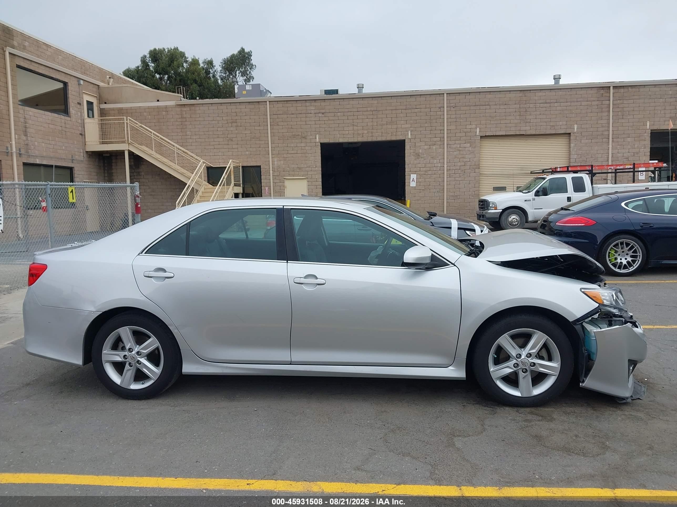 2013 Toyota Camry Se Серебряный vin: 4T1BF1FK4DU294681