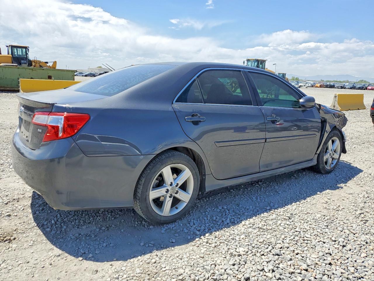 2013 Toyota Camry Se Charcoal vin: 4T1BF1FK4DU638106