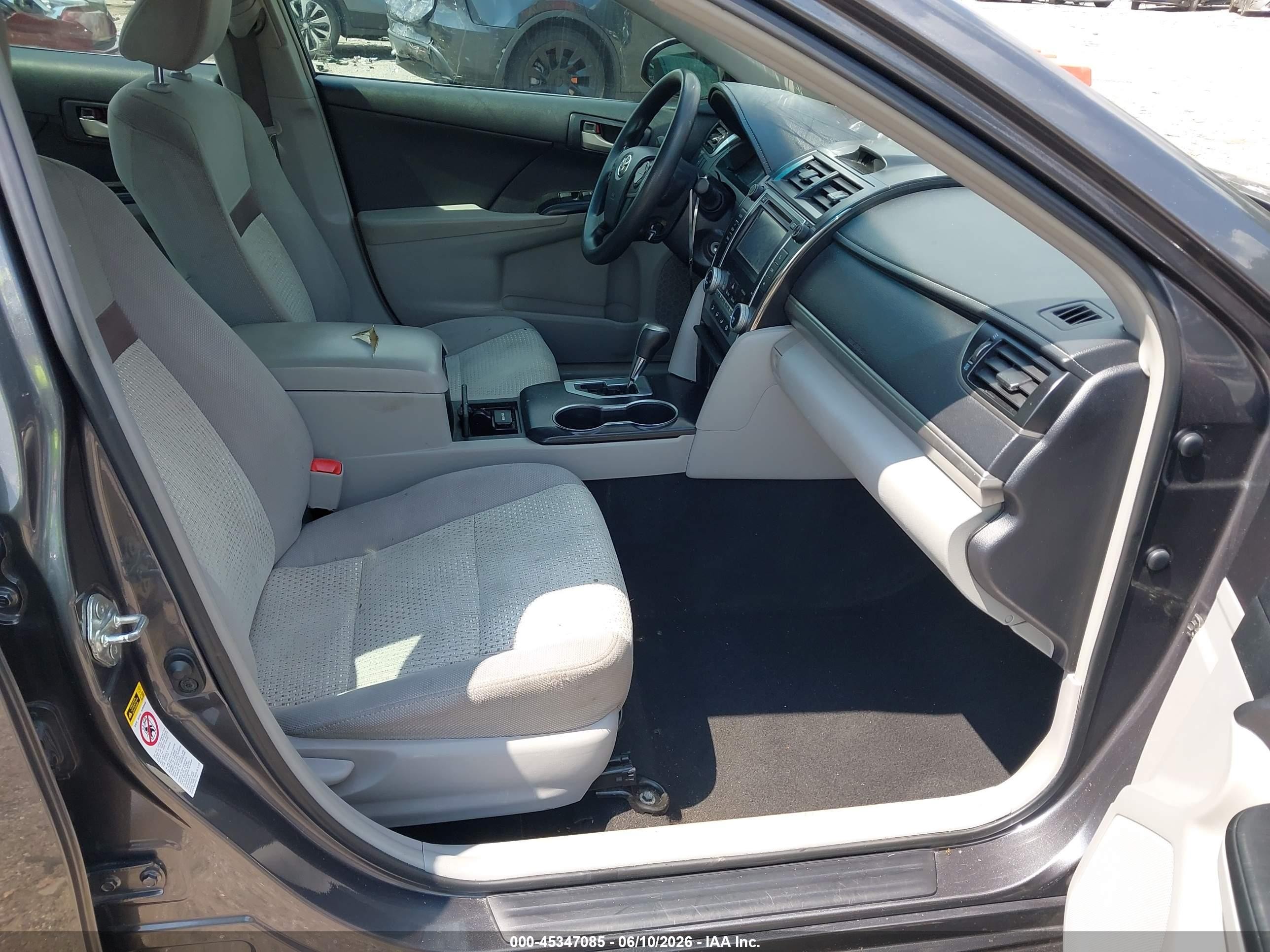 2013 Toyota Camry Le Gray vin: 4T1BF1FK4DU659327
