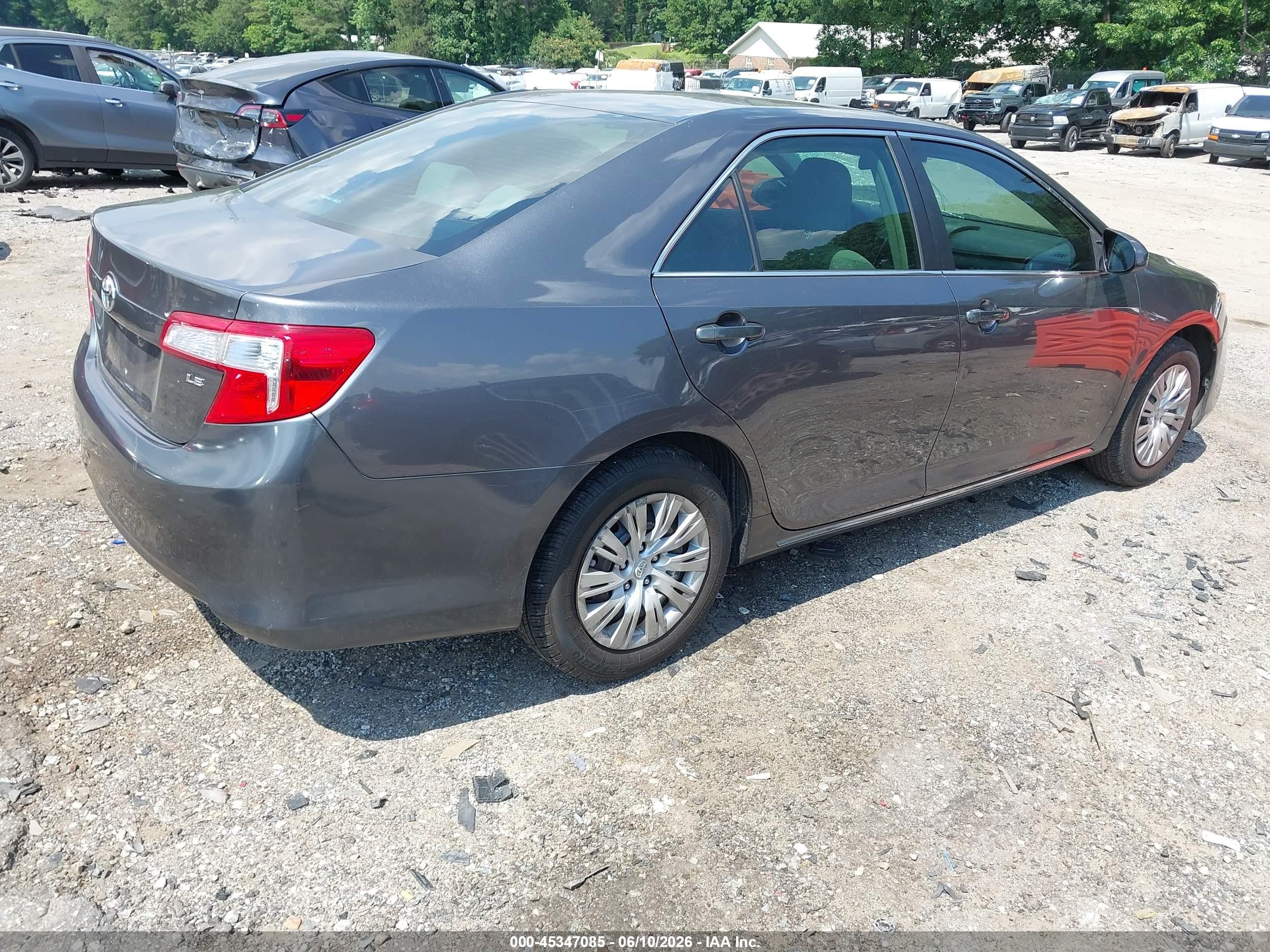 2013 Toyota Camry Le Gray vin: 4T1BF1FK4DU659327