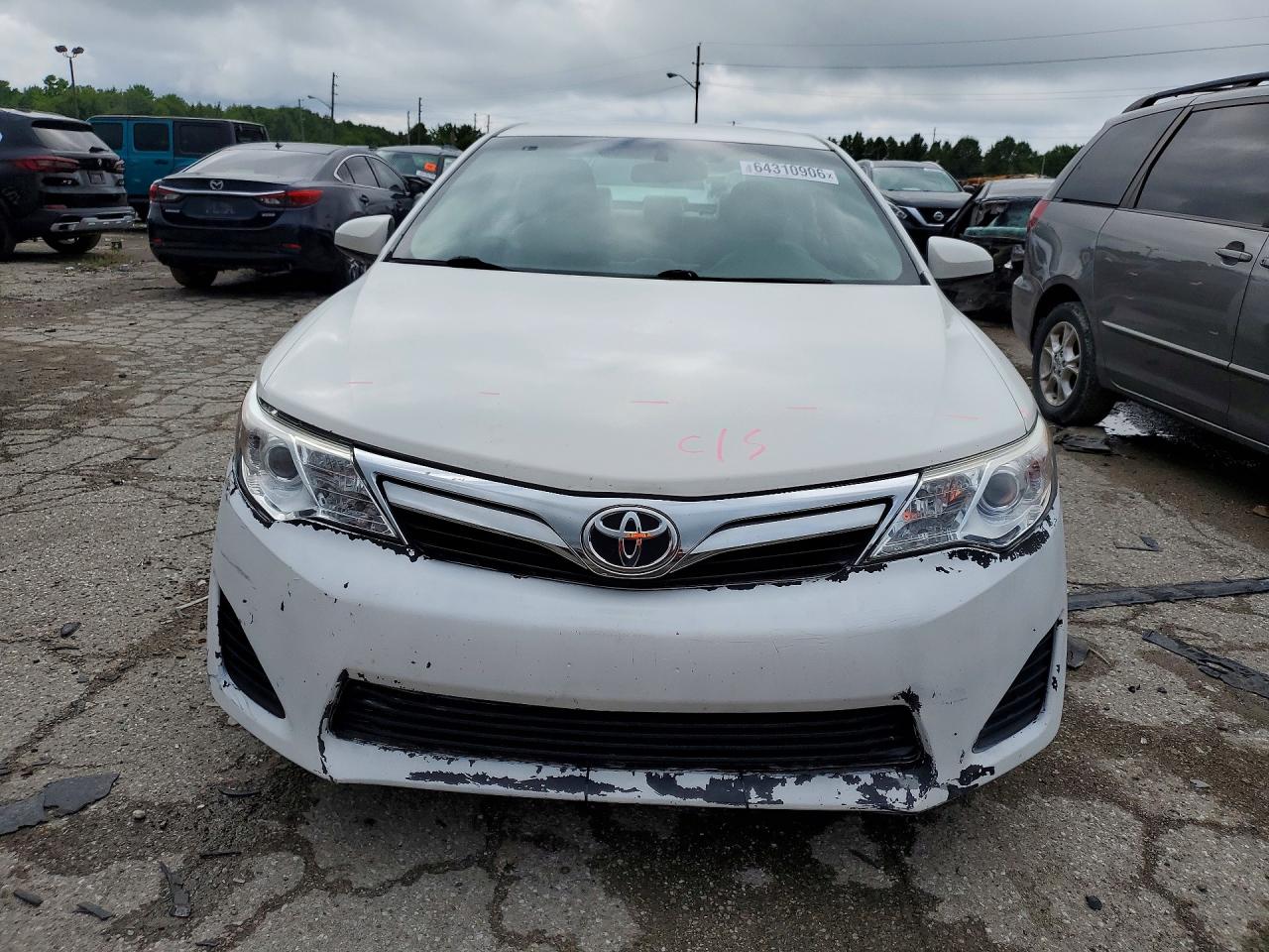 2013 Toyota Camry Le White vin: 4T1BF1FK4DU664804