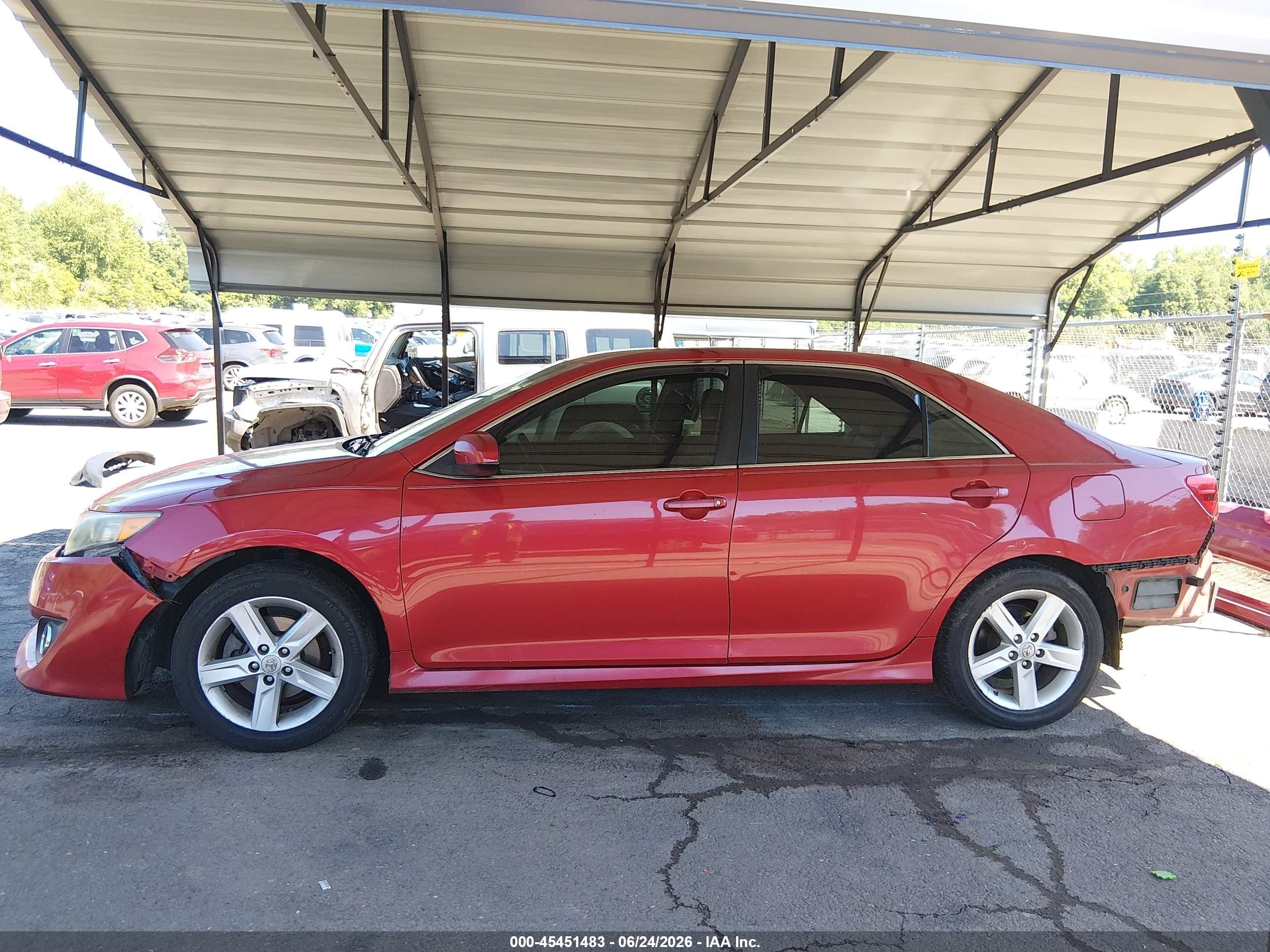 2013 Toyota Camry Se Red vin: 4T1BF1FK4DU665113