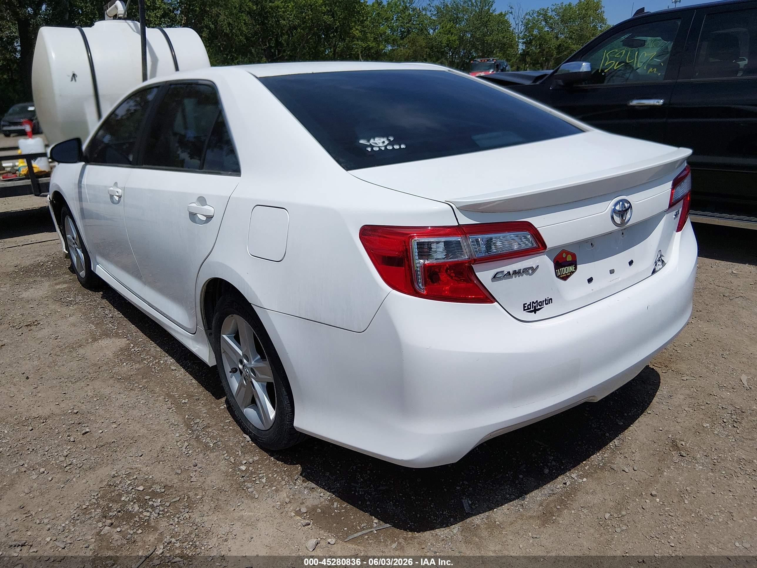 2013 Toyota Camry Se White vin: 4T1BF1FK4DU668917