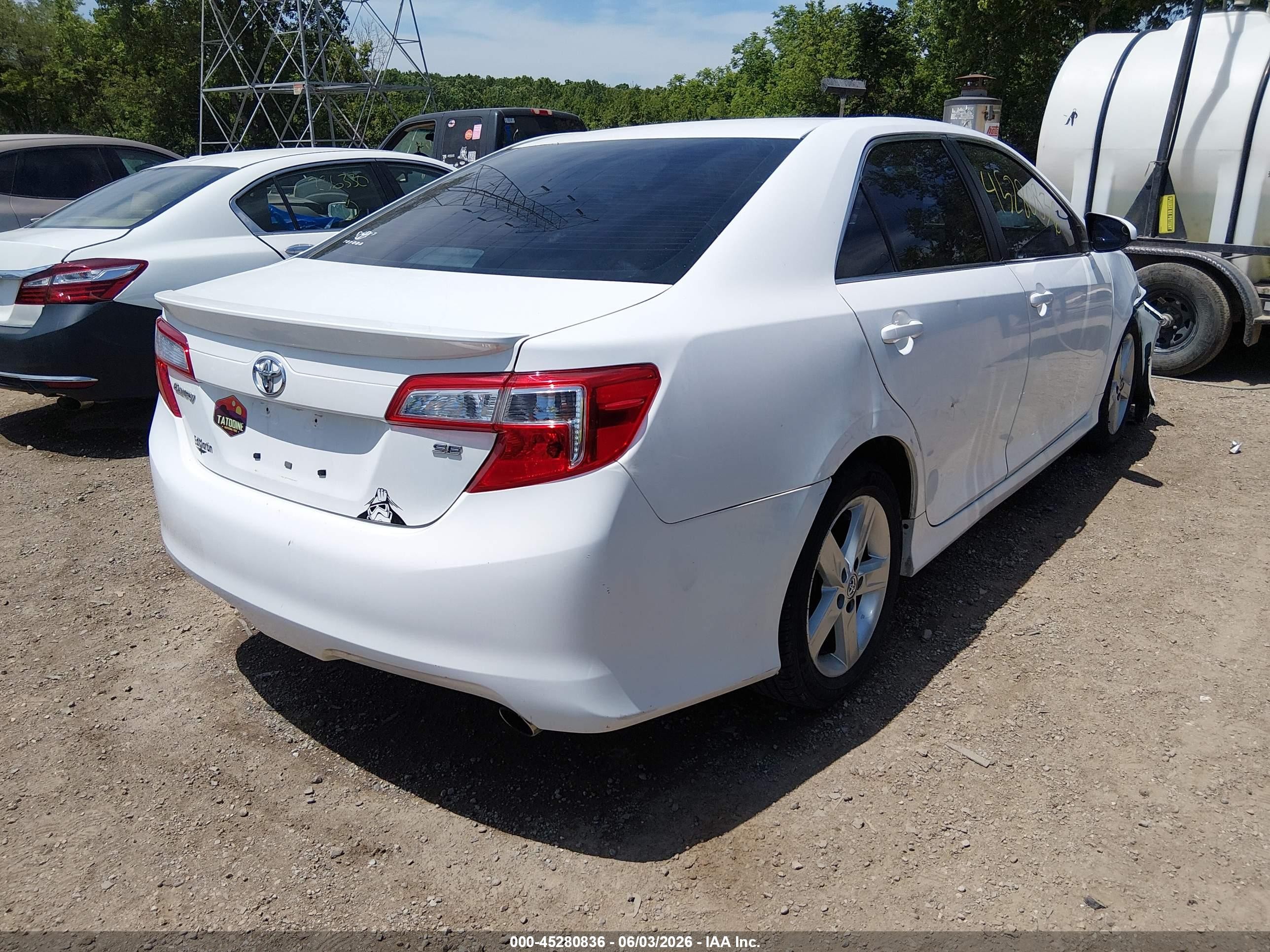 2013 Toyota Camry Se White vin: 4T1BF1FK4DU668917
