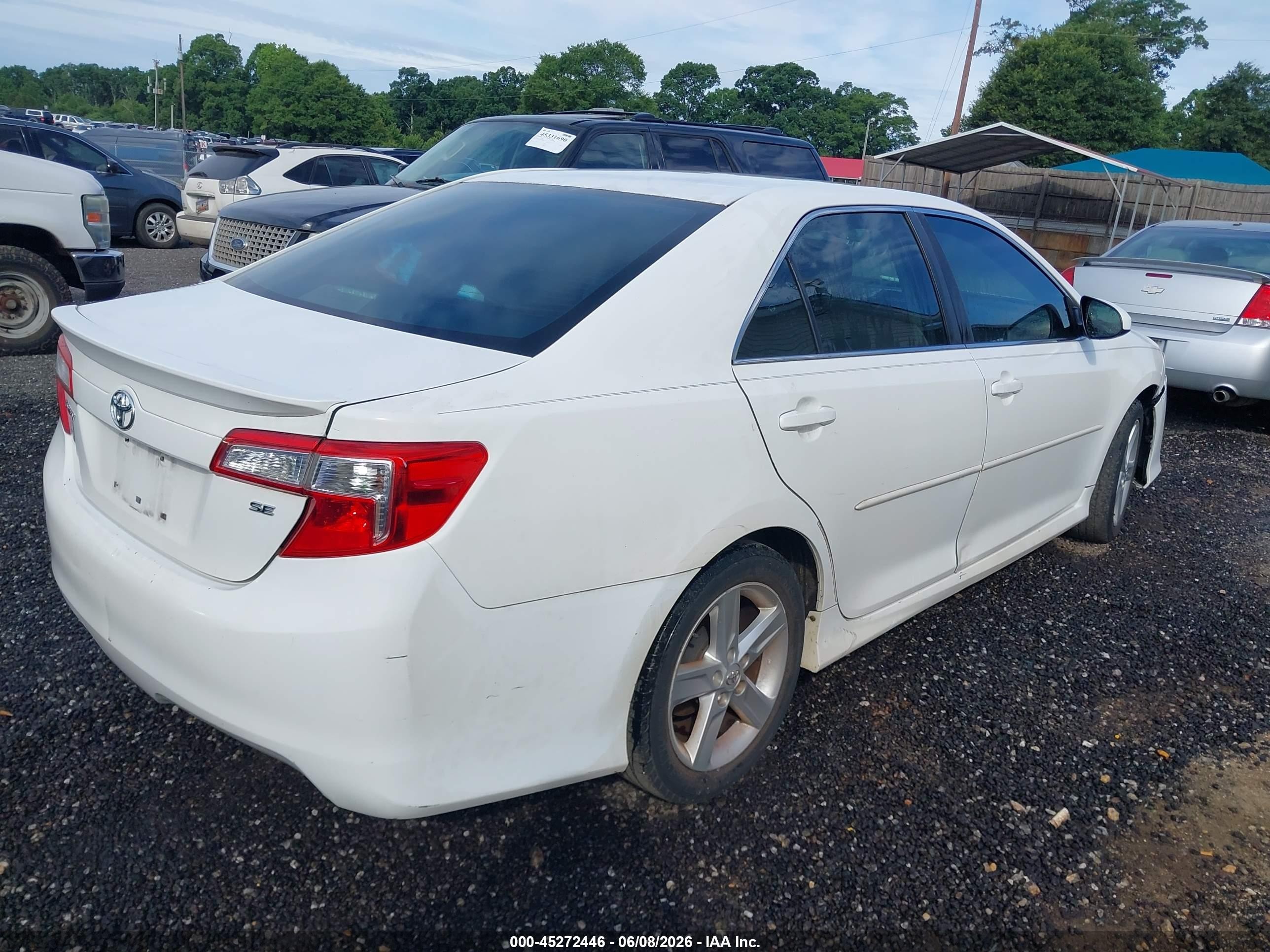 2013 Toyota Camry Se White vin: 4T1BF1FK4DU672174