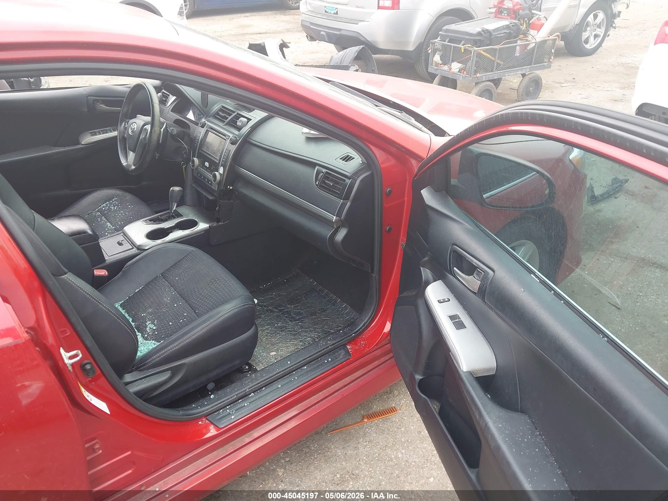 2013 Toyota Camry Se Red vin: 4T1BF1FK4DU681828