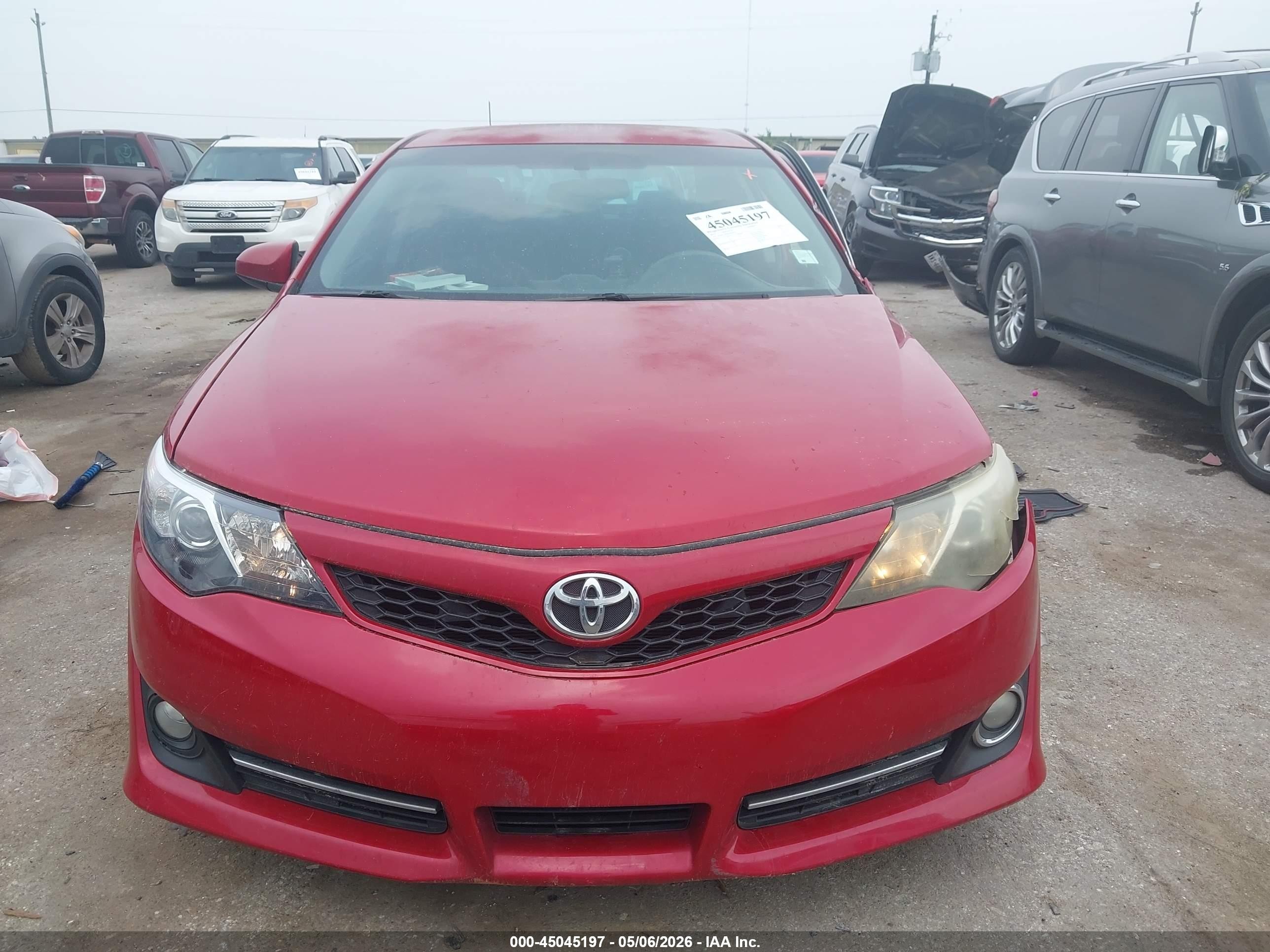 2013 Toyota Camry Se Red vin: 4T1BF1FK4DU681828