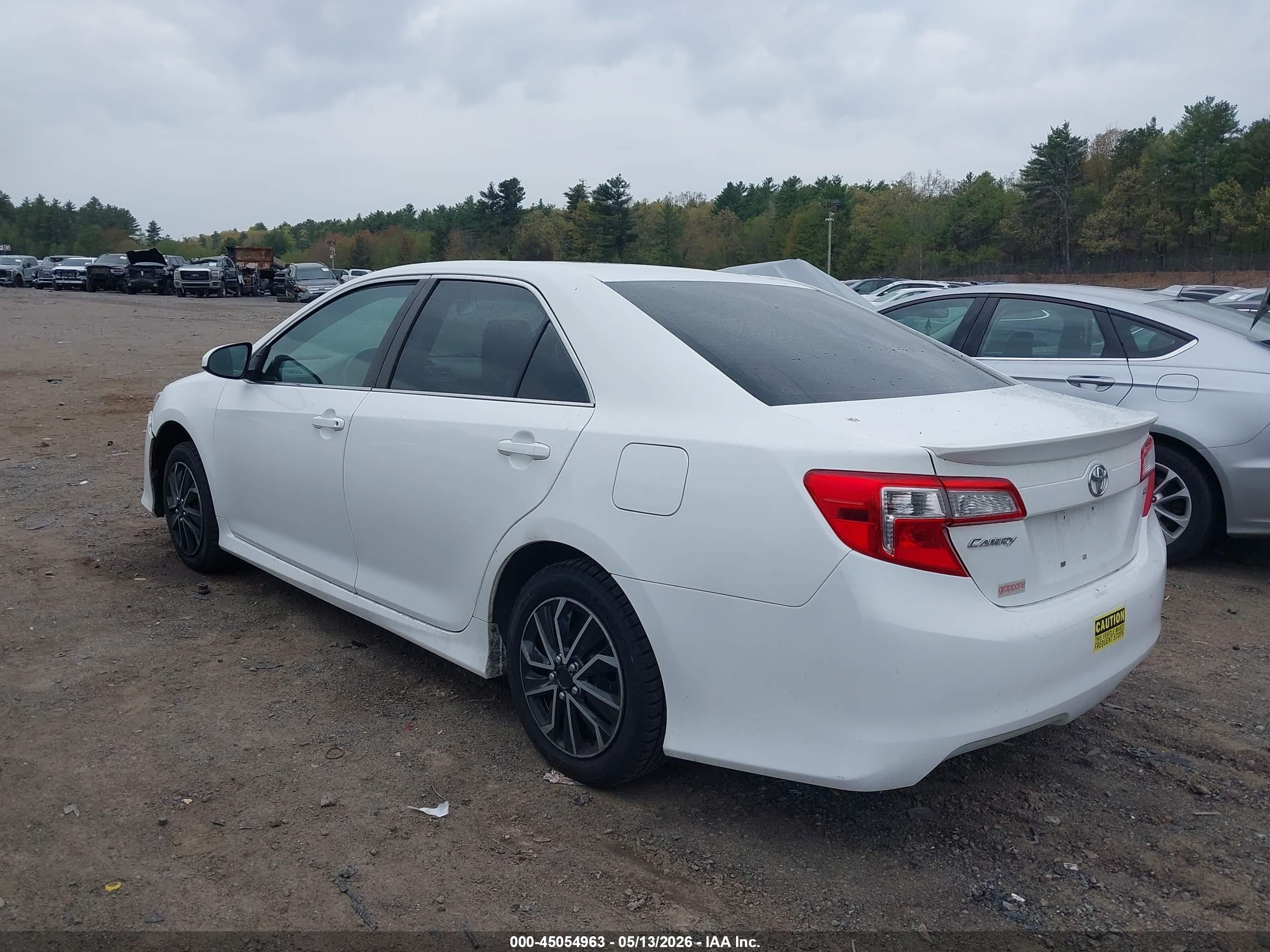 2013 Toyota Camry Se White vin: 4T1BF1FK4DU690156