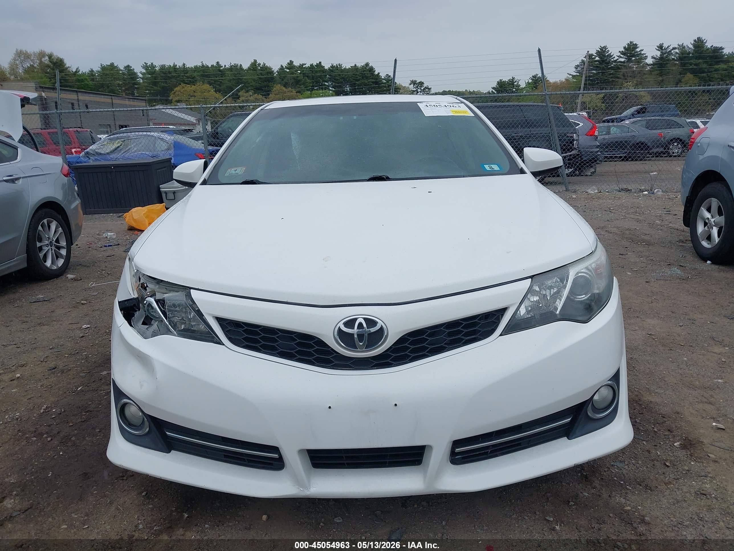 2013 Toyota Camry Se White vin: 4T1BF1FK4DU690156