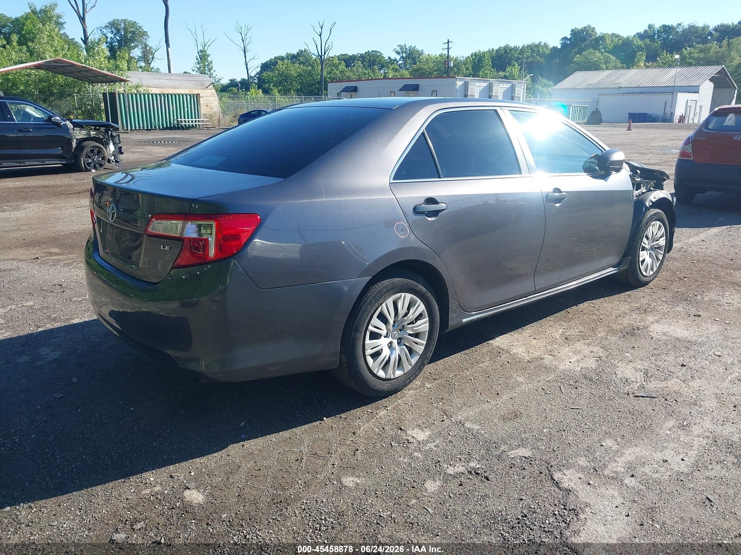 2013 Toyota Camry Le Gray vin: 4T1BF1FK4DU703231