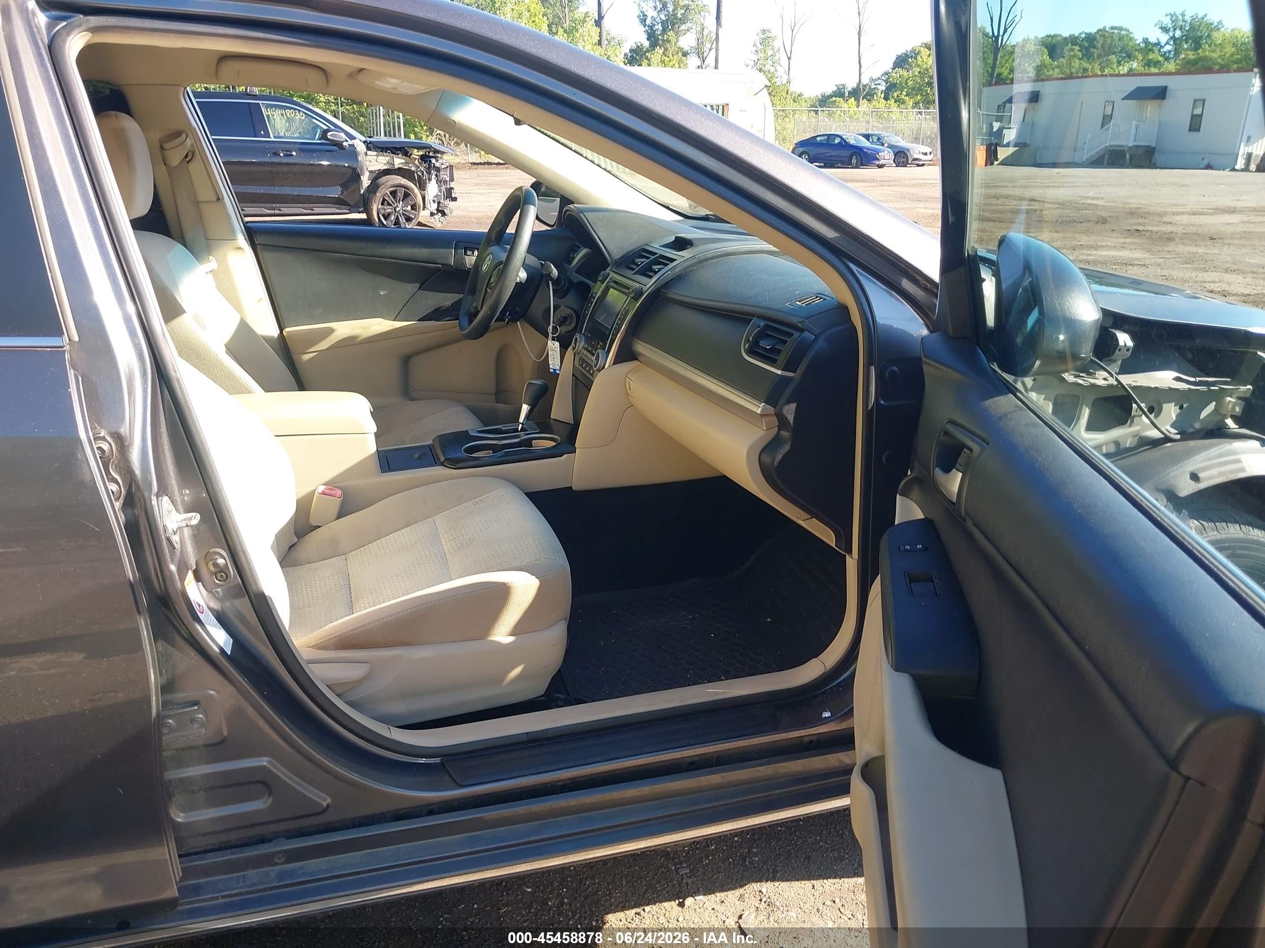 2013 Toyota Camry Le Gray vin: 4T1BF1FK4DU703231