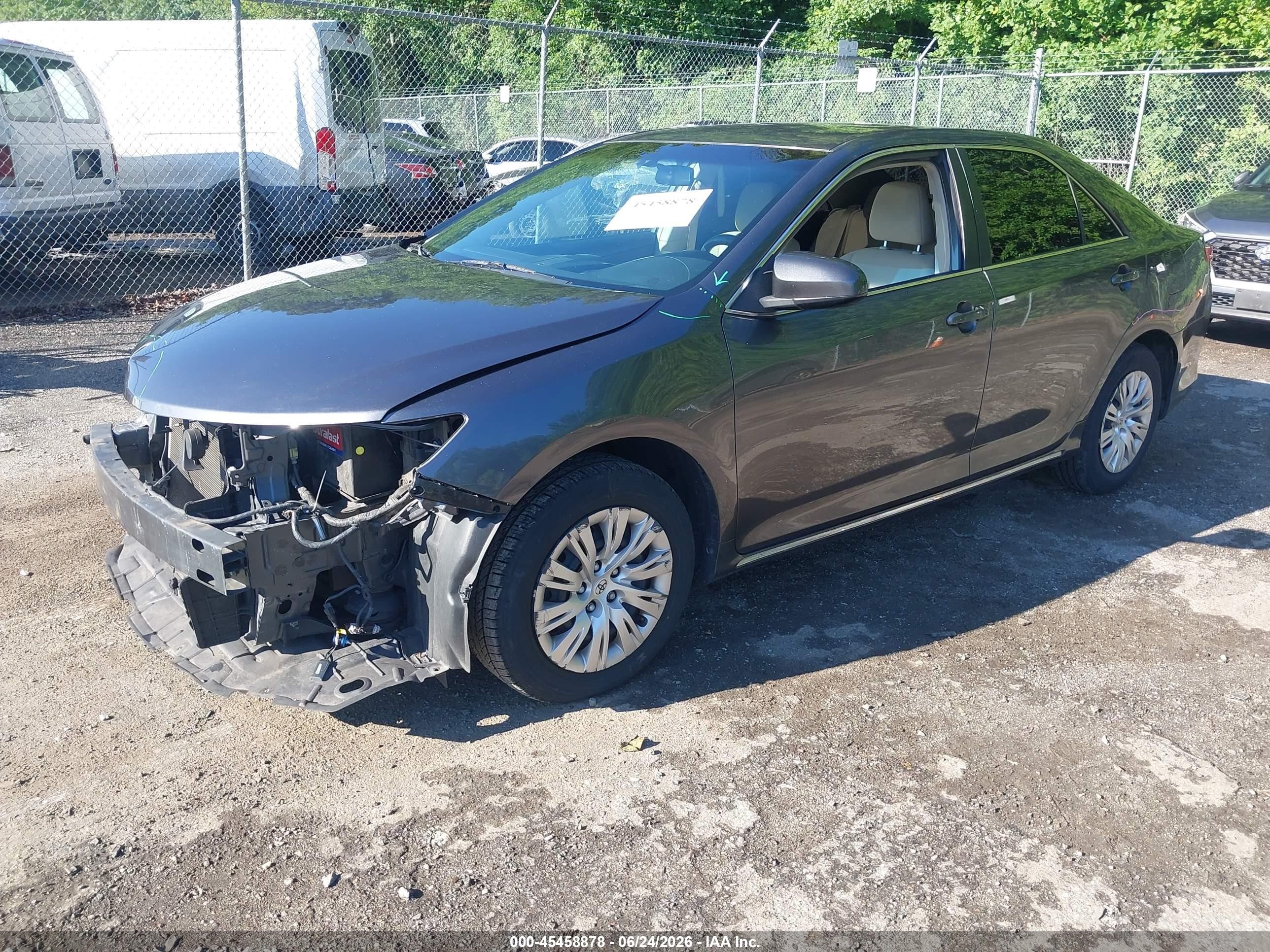 2013 Toyota Camry Le Gray vin: 4T1BF1FK4DU703231