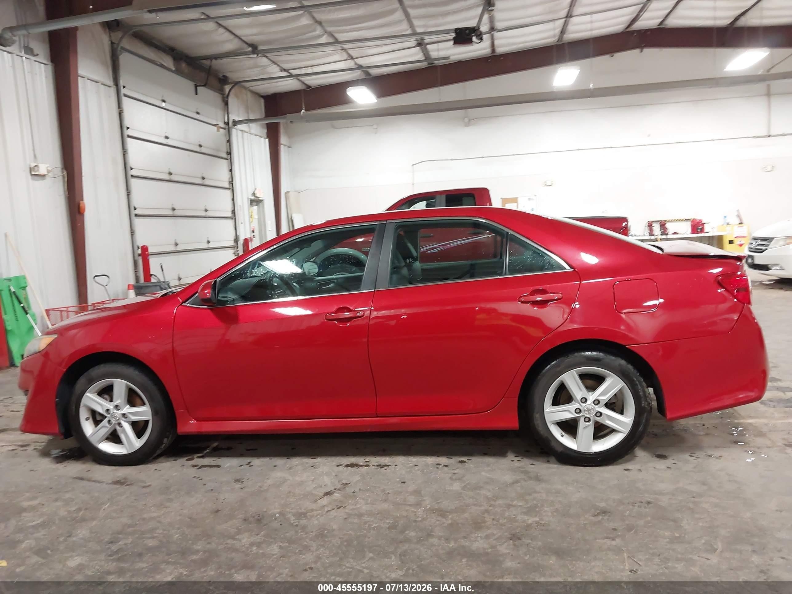 2013 Toyota Camry Se Red vin: 4T1BF1FK4DU704850