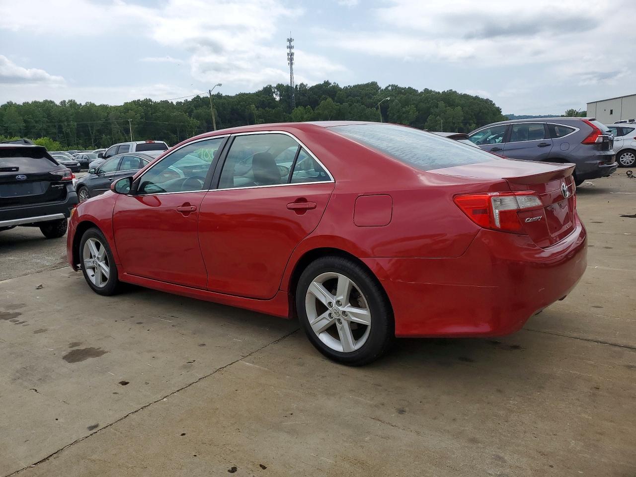 2013 Toyota Camry Se Red vin: 4T1BF1FK4DU719073
