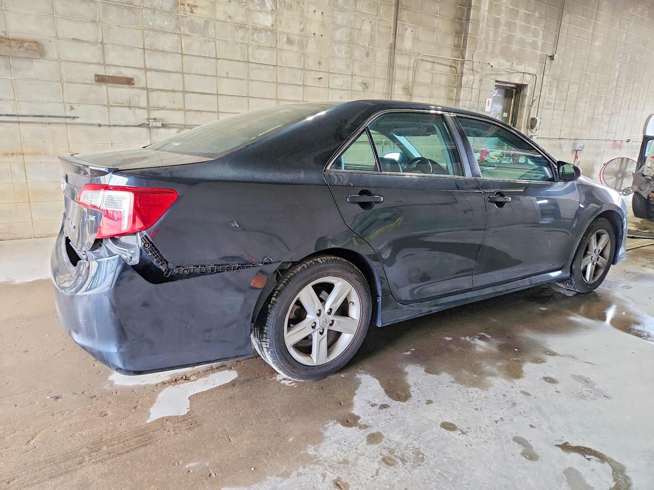 2014 Toyota Camry Se Charcoal vin: 4T1BF1FK4EU307348