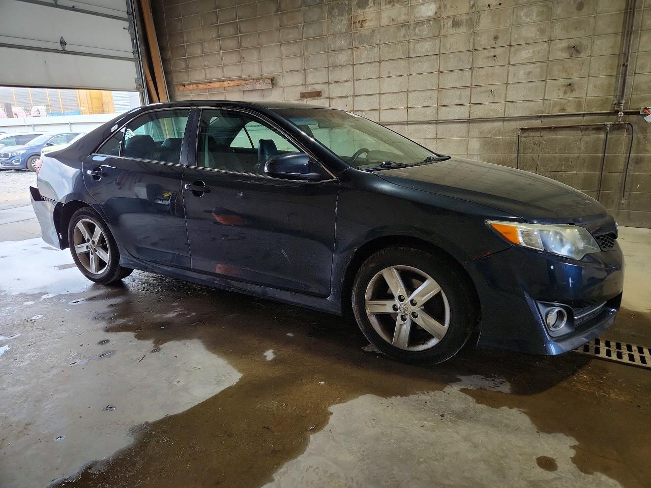 2014 Toyota Camry Se Charcoal vin: 4T1BF1FK4EU307348