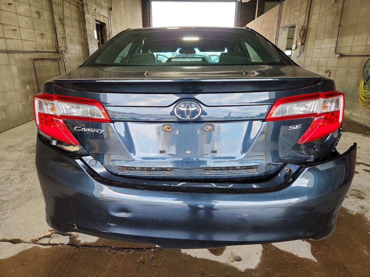 2014 Toyota Camry Se Charcoal vin: 4T1BF1FK4EU307348