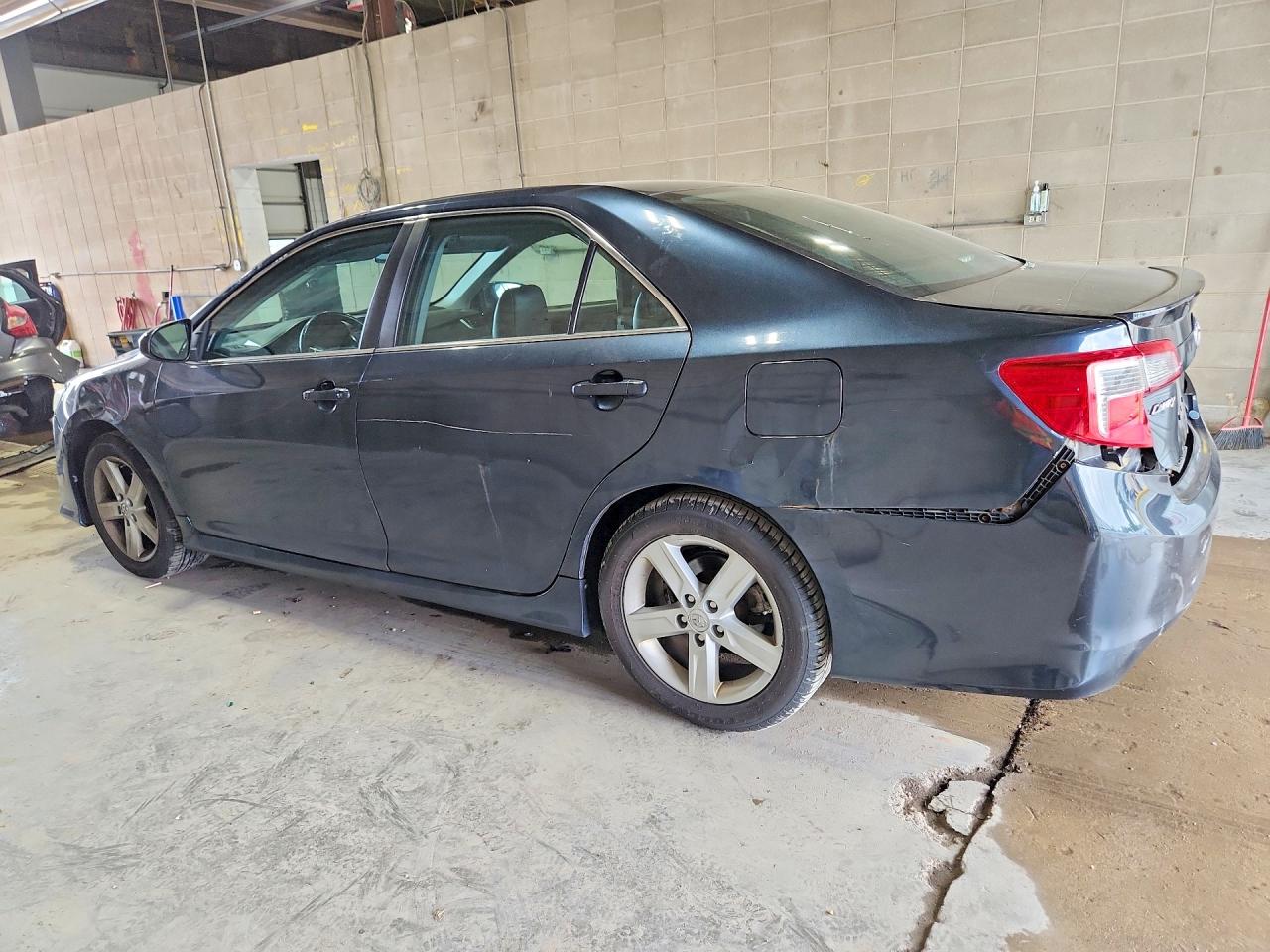 2014 Toyota Camry Se Charcoal vin: 4T1BF1FK4EU307348