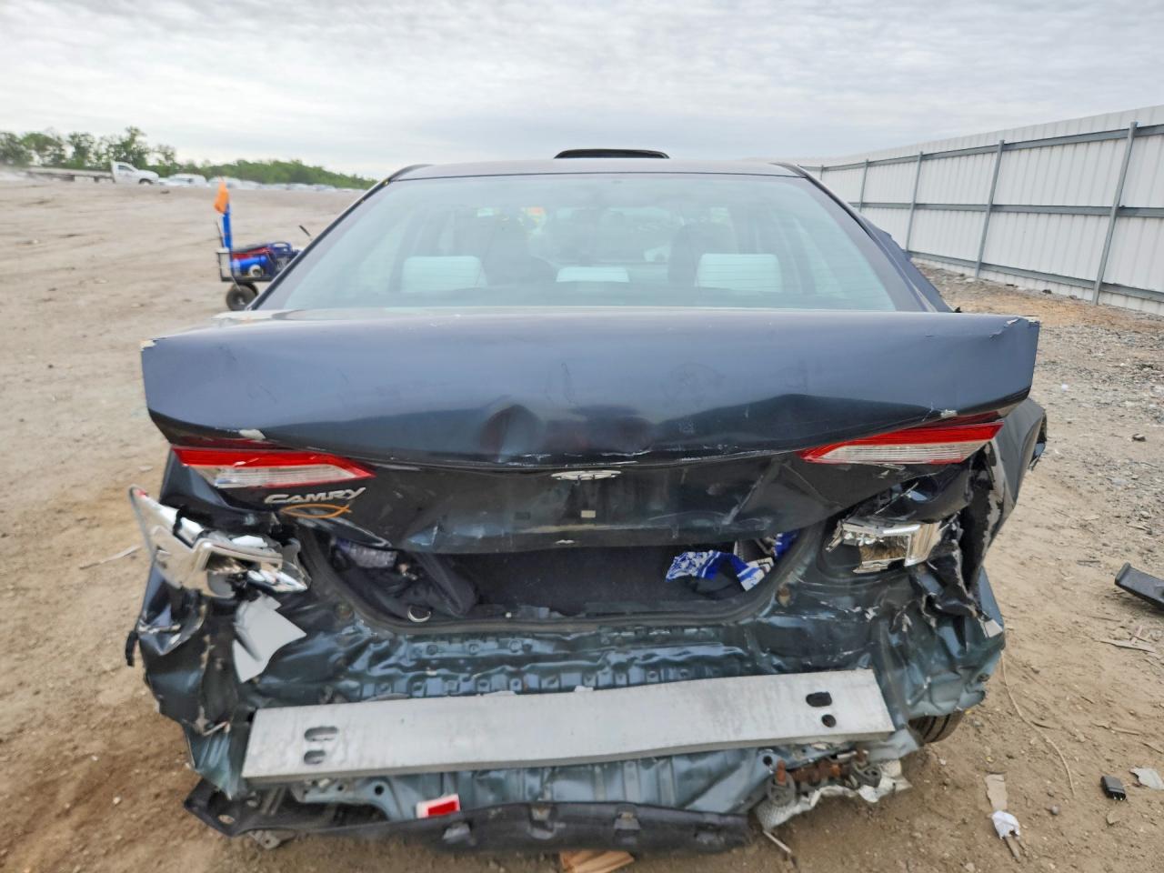 2014 Toyota Camry Le Black vin: 4T1BF1FK4EU311948