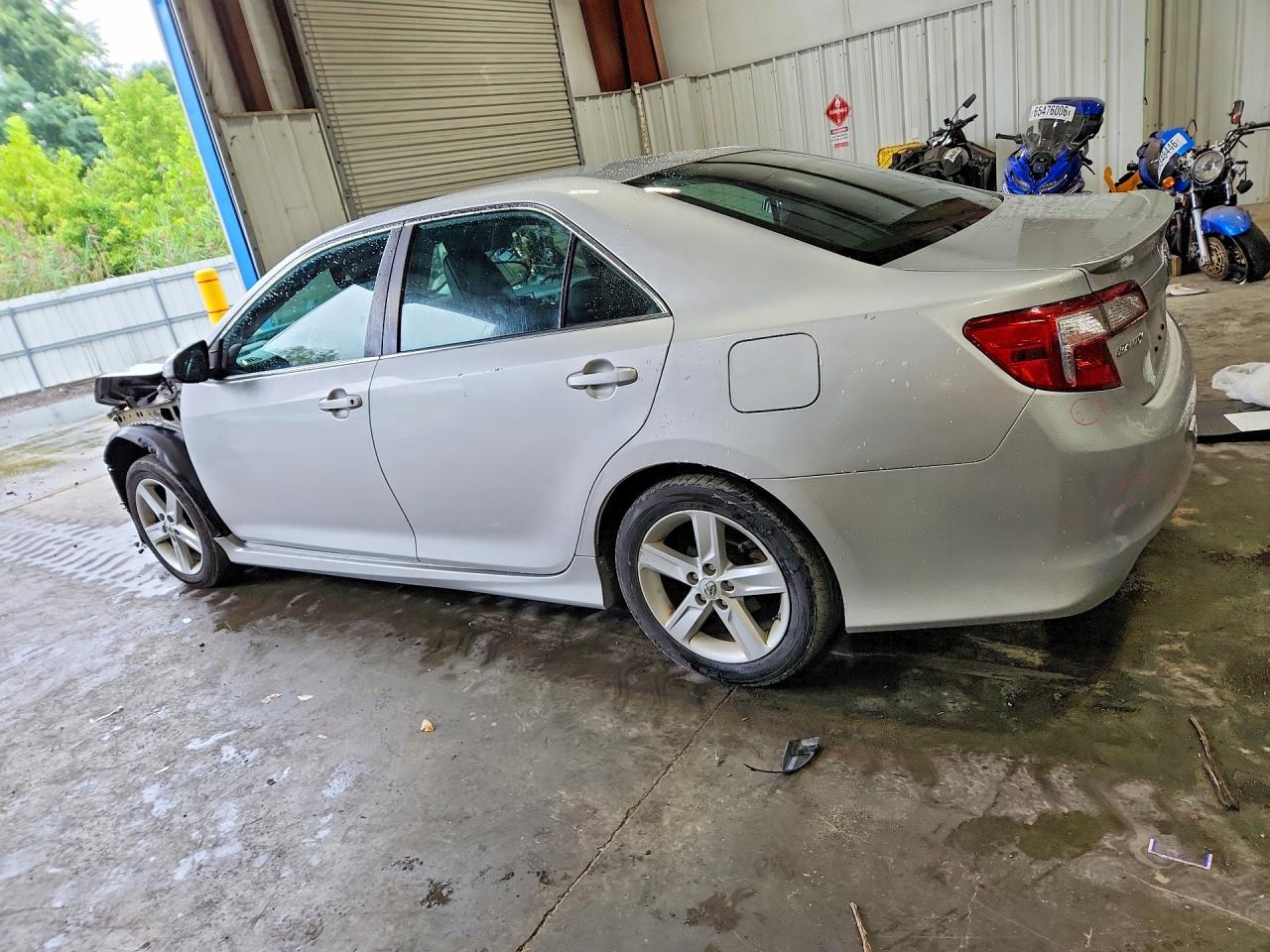 2014 Toyota Camry Se Gray vin: 4T1BF1FK4EU312940
