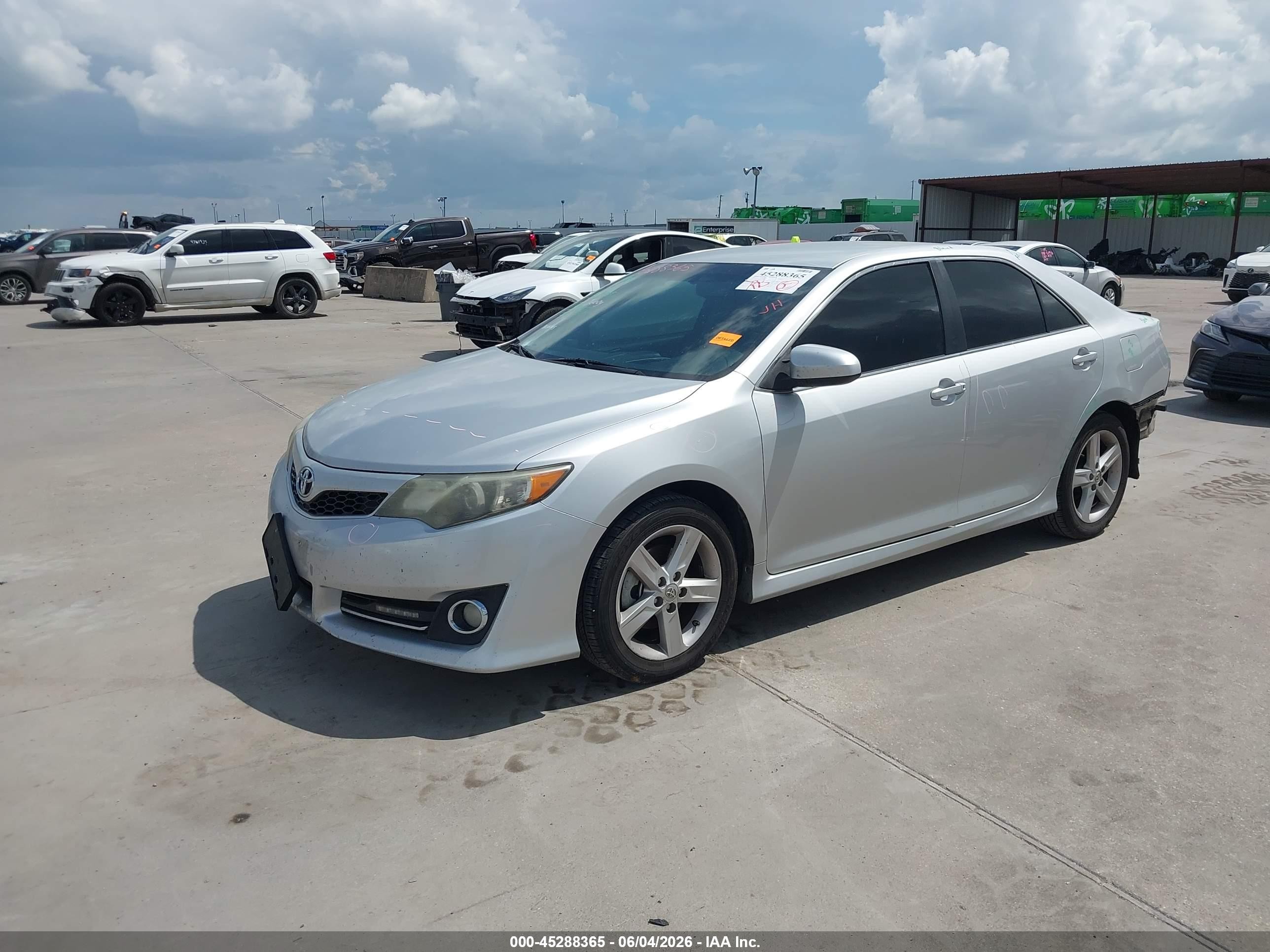 2014 Toyota Camry Se Silver vin: 4T1BF1FK4EU319001