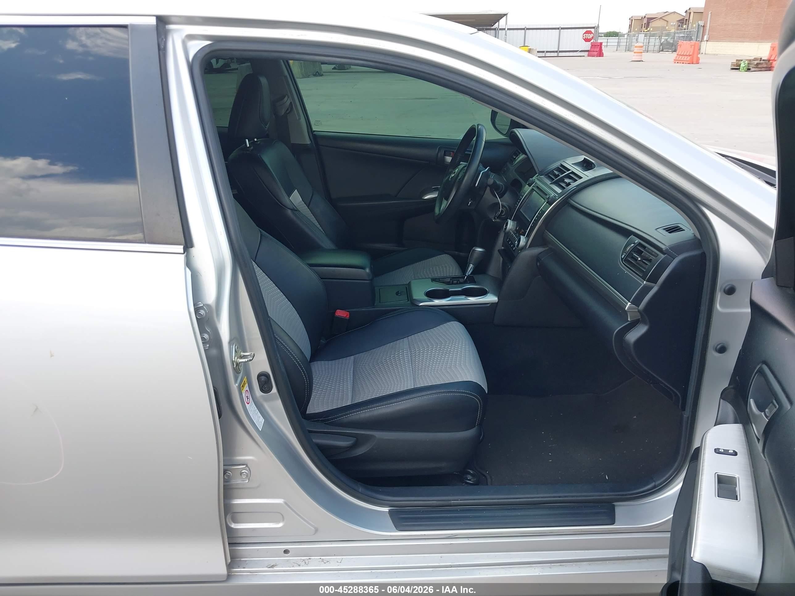 2014 Toyota Camry Se Silver vin: 4T1BF1FK4EU319001