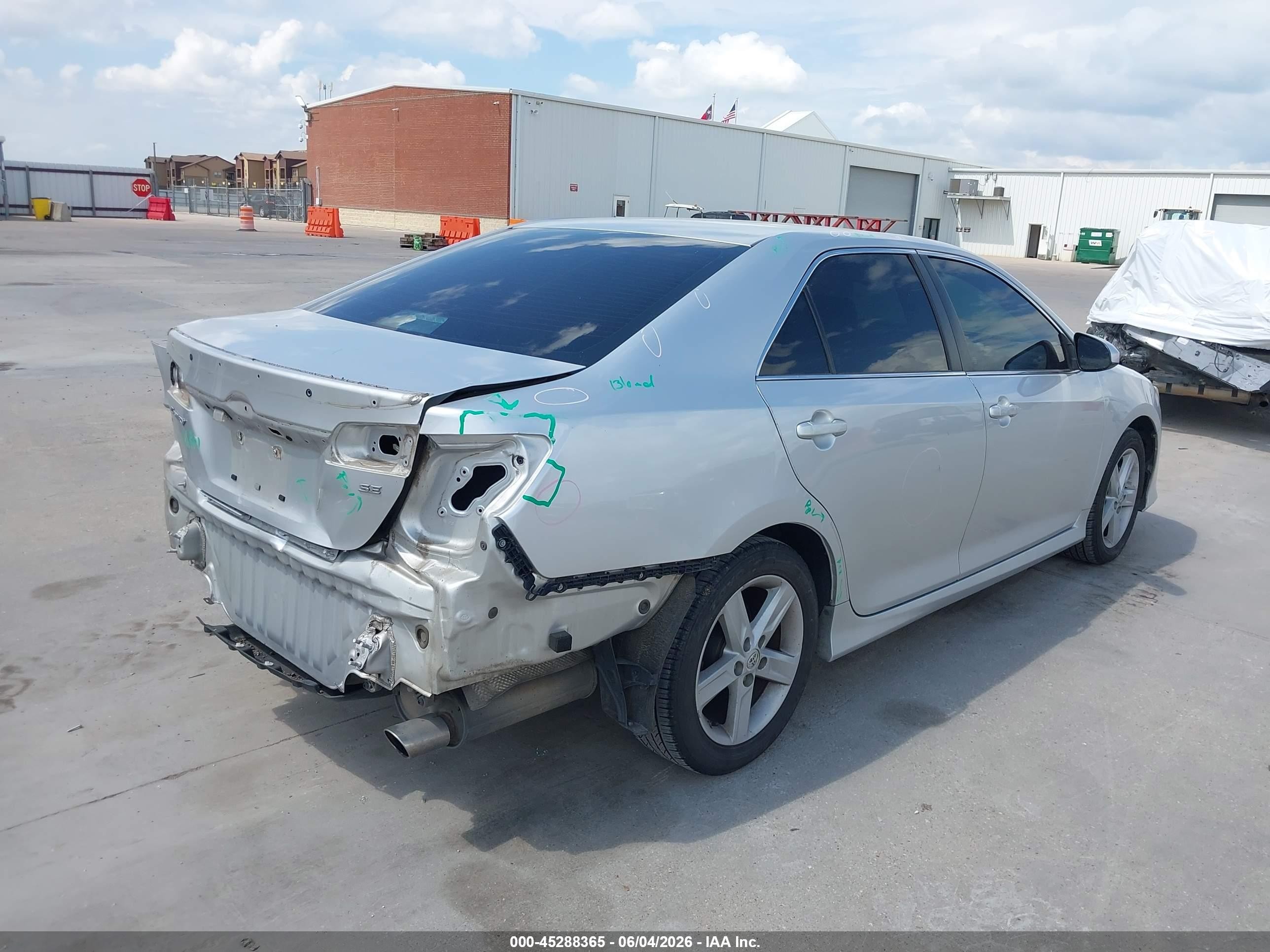 2014 Toyota Camry Se Silver vin: 4T1BF1FK4EU319001
