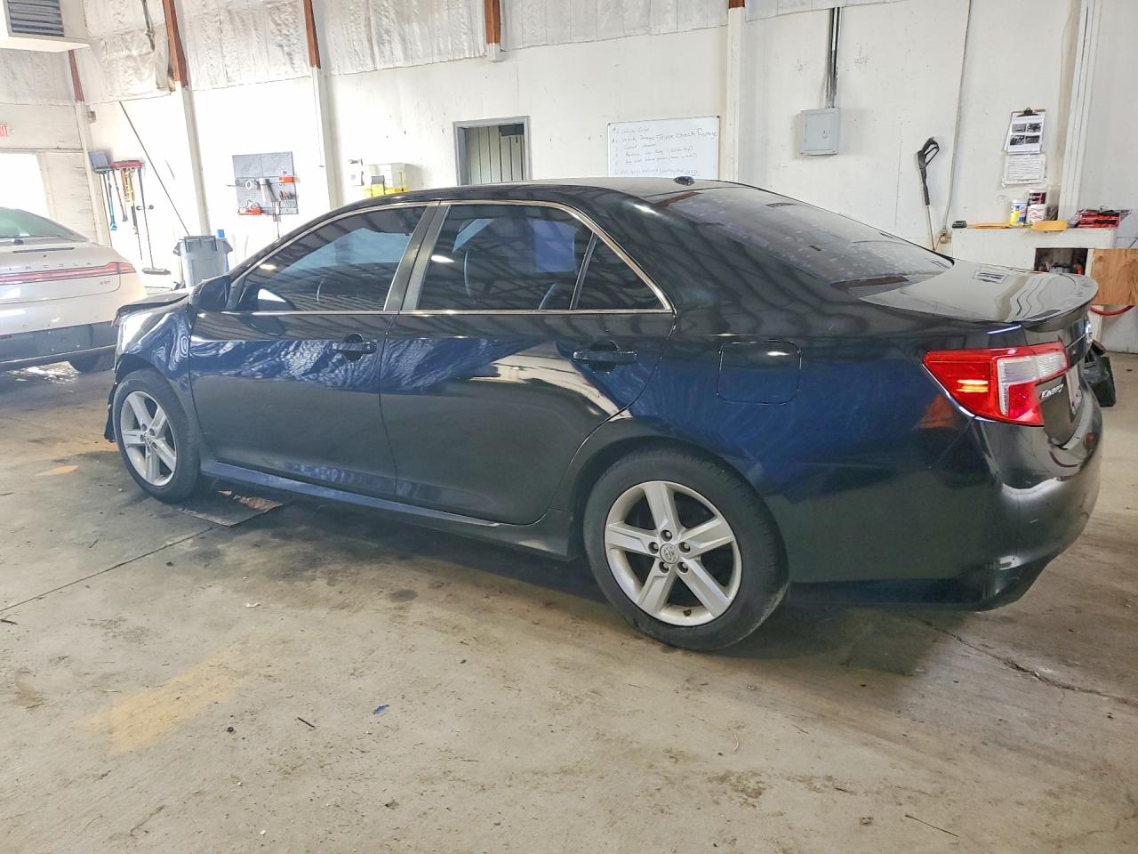 2014 Toyota Camry Se Черный vin: 4T1BF1FK4EU319953