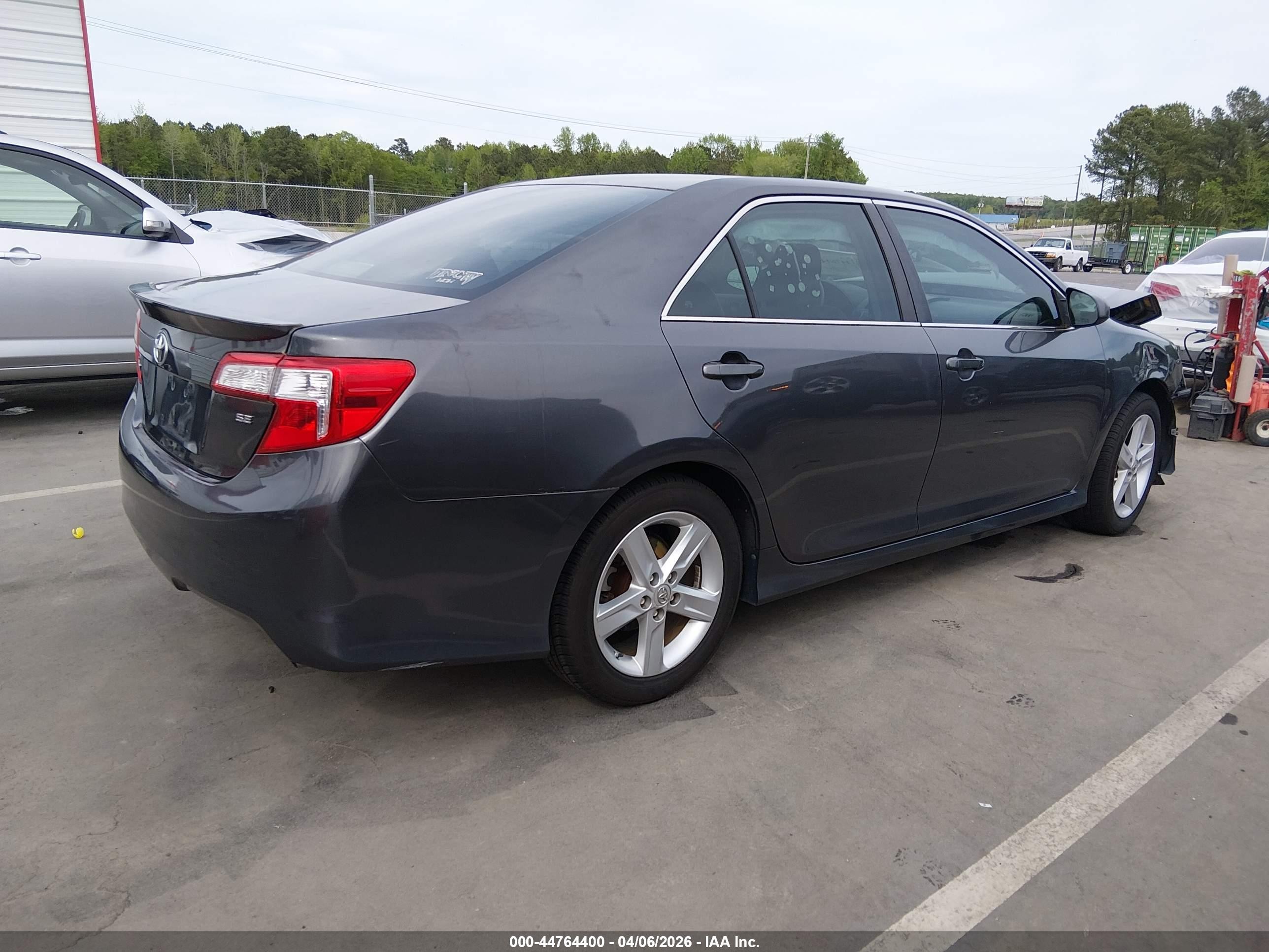 2014 Toyota Camry Se Gray vin: 4T1BF1FK4EU332721