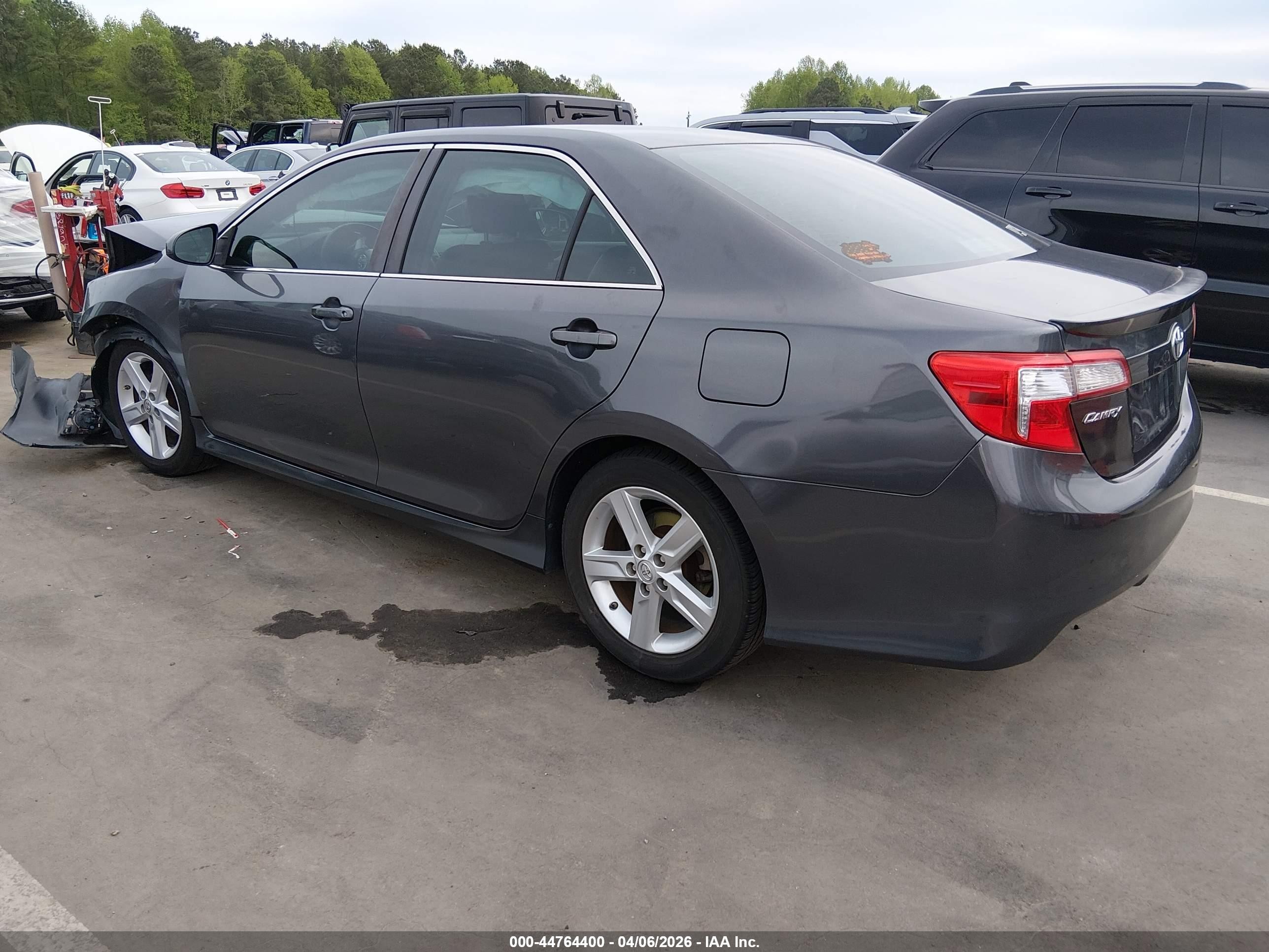 2014 Toyota Camry Se Gray vin: 4T1BF1FK4EU332721