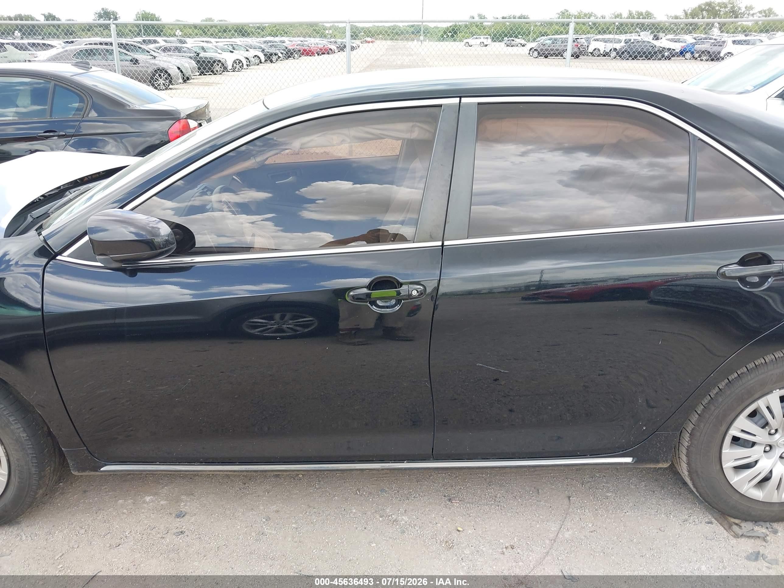 2014 Toyota Camry Le Black vin: 4T1BF1FK4EU352418