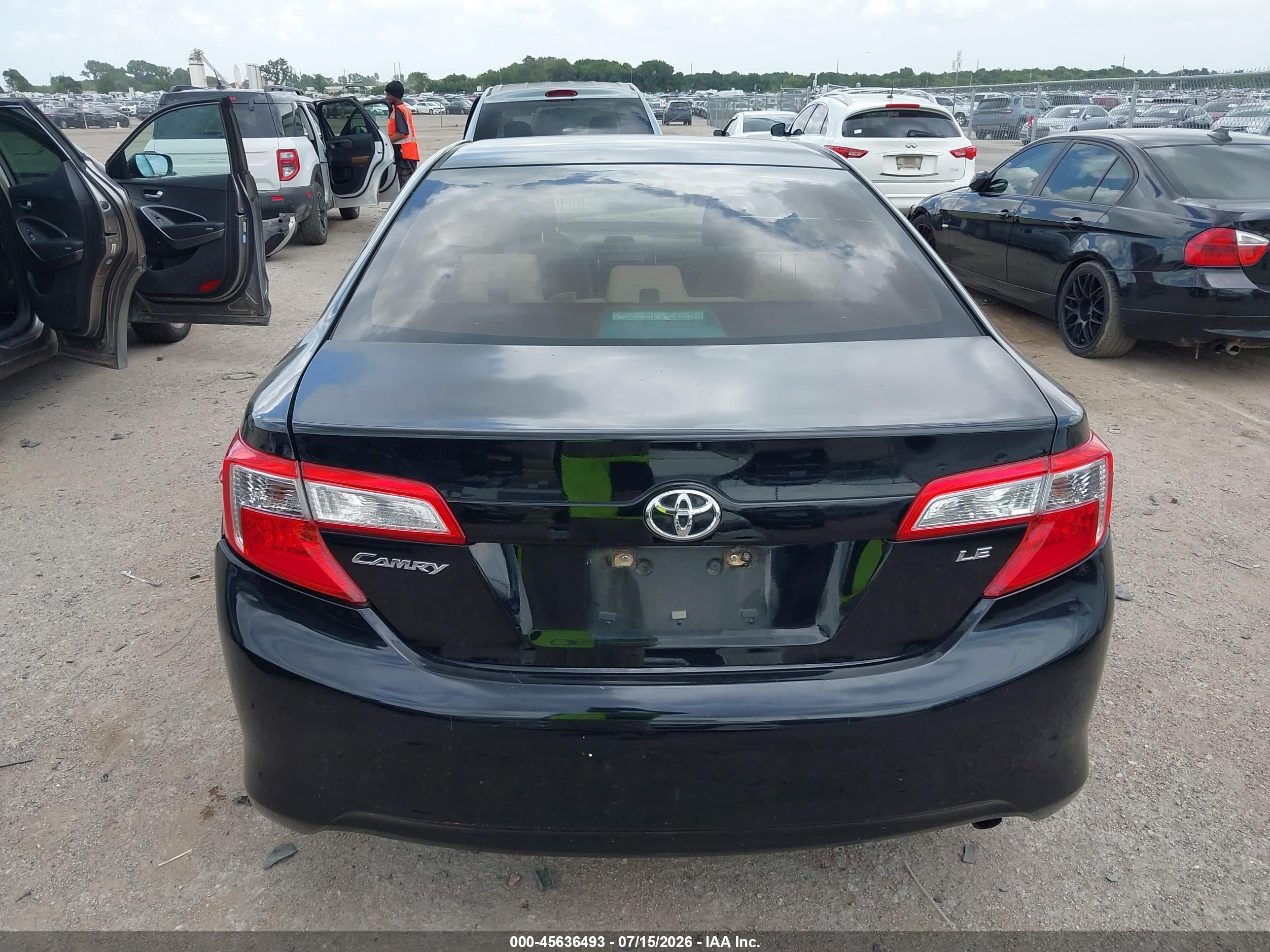 2014 Toyota Camry Le Black vin: 4T1BF1FK4EU352418