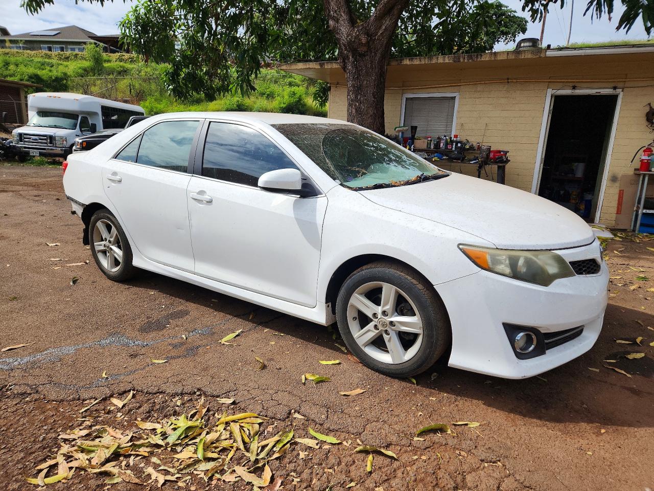 2014 Toyota Camry L White vin: 4T1BF1FK4EU353729