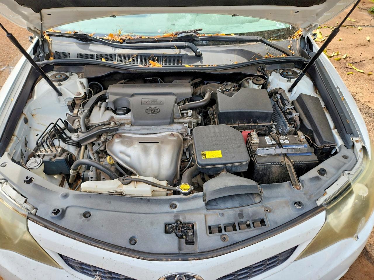 2014 Toyota Camry L White vin: 4T1BF1FK4EU353729