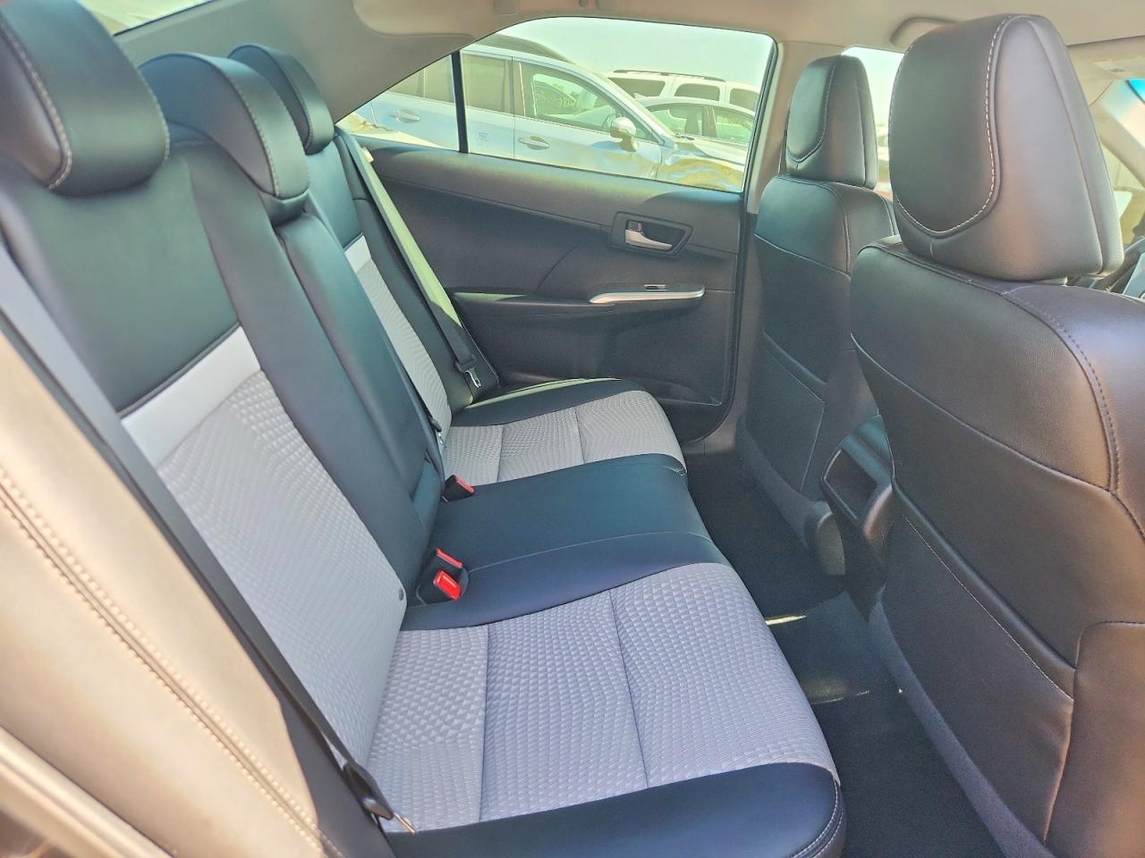2014 Toyota Camry Se Gray vin: 4T1BF1FK4EU364620