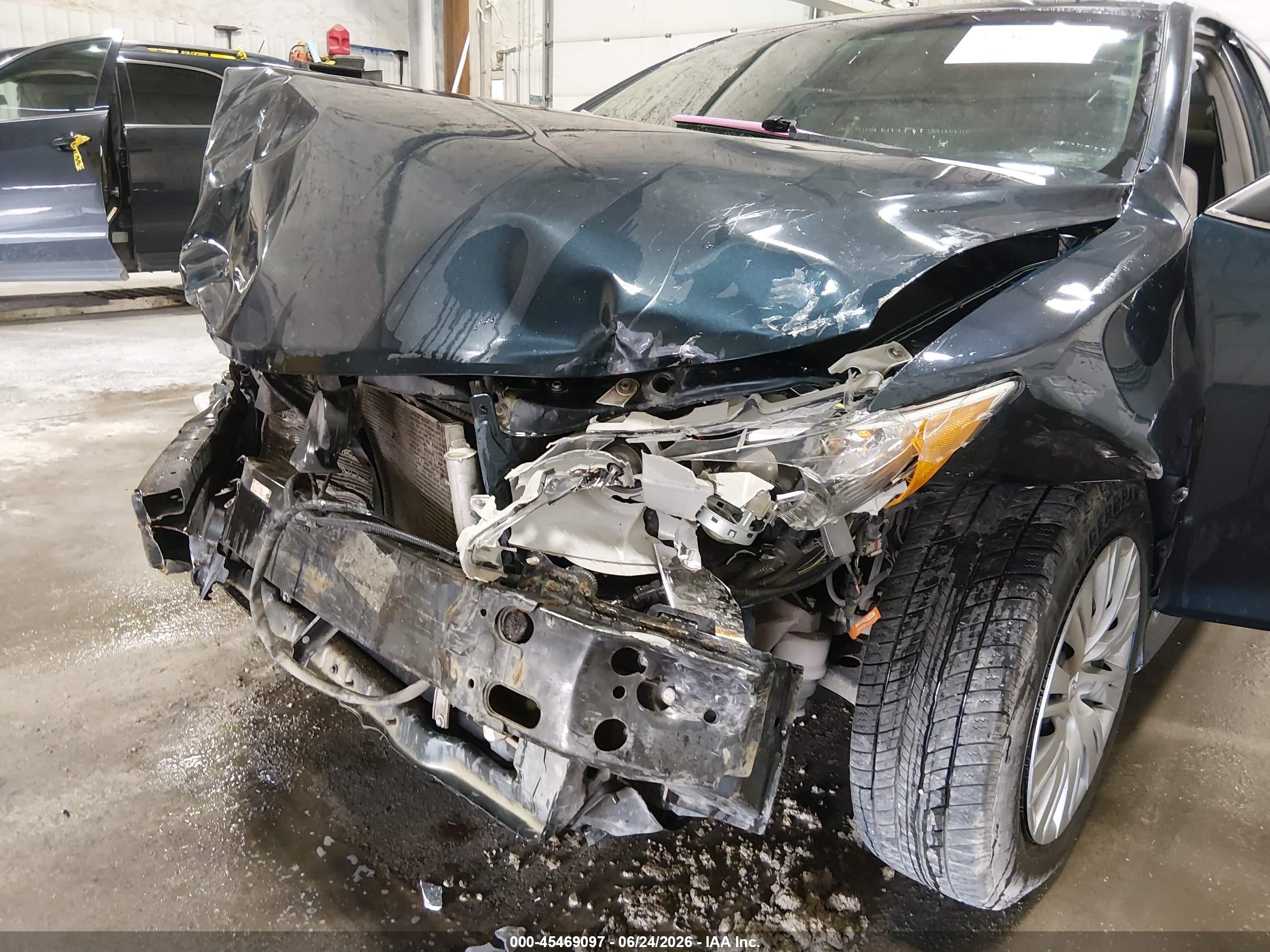 2014 Toyota Camry Le Black vin: 4T1BF1FK4EU372104