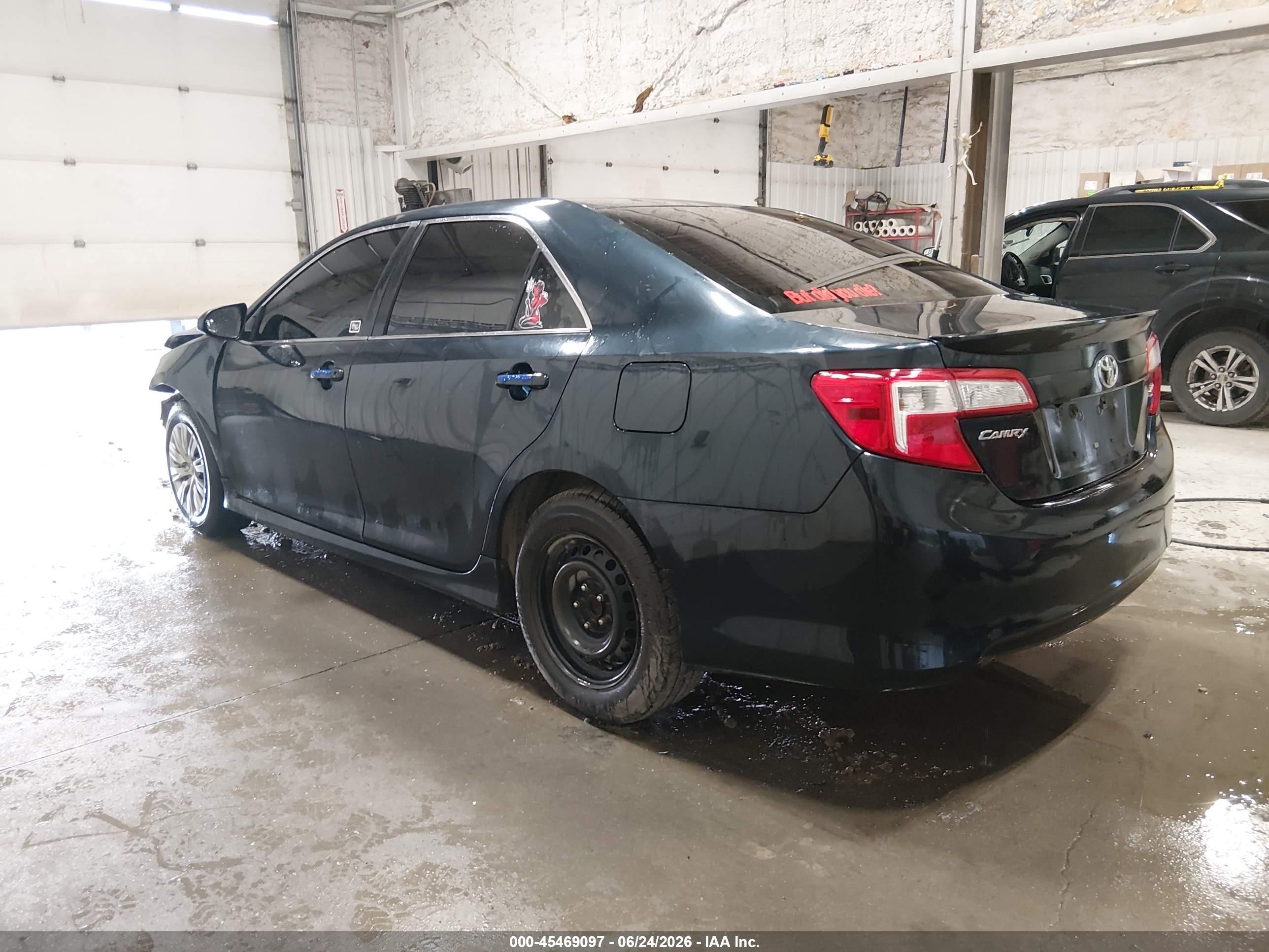 2014 Toyota Camry Le Black vin: 4T1BF1FK4EU372104