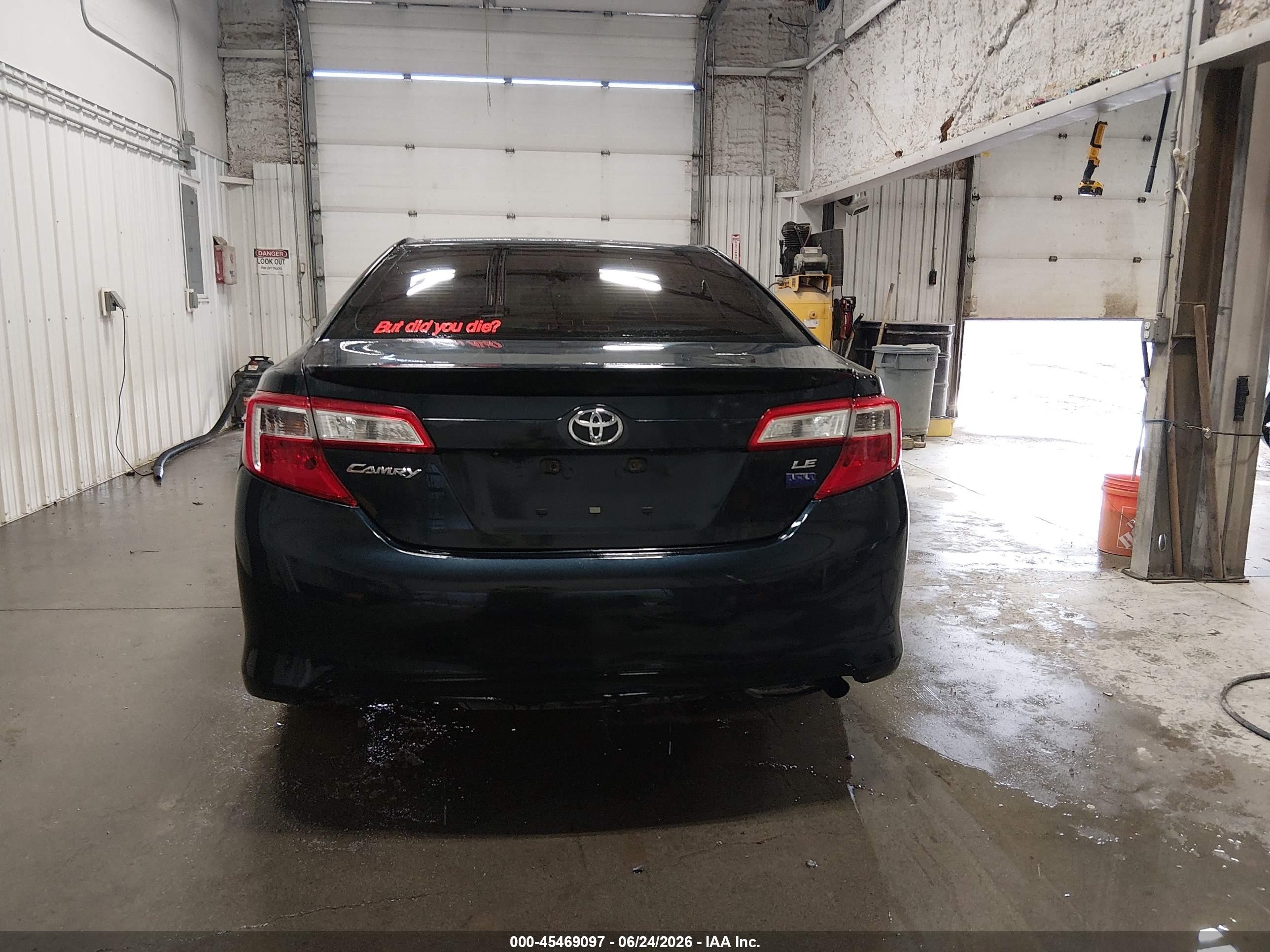 2014 Toyota Camry Le Black vin: 4T1BF1FK4EU372104