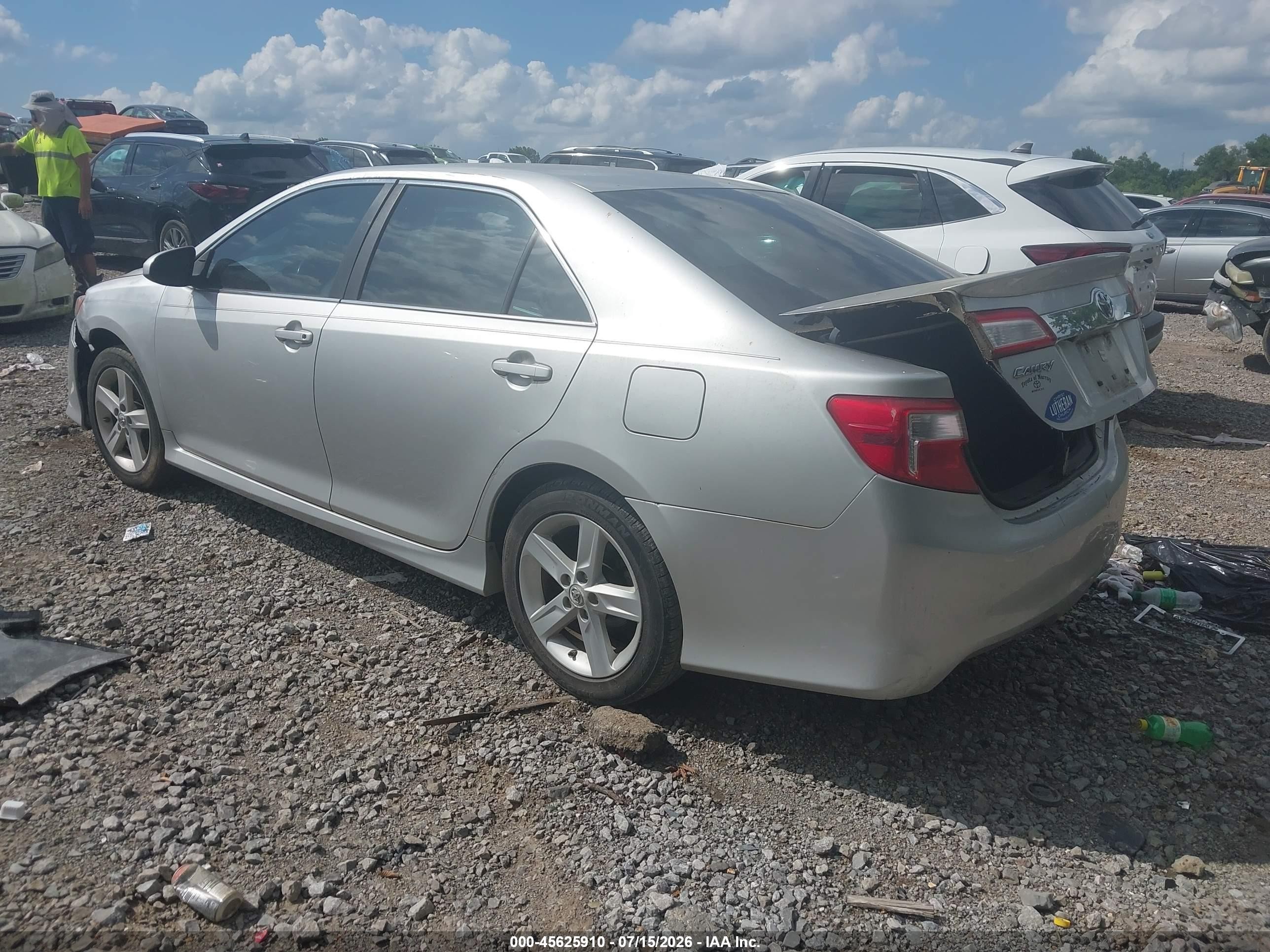 2014 Toyota Camry Se Silver vin: 4T1BF1FK4EU388481