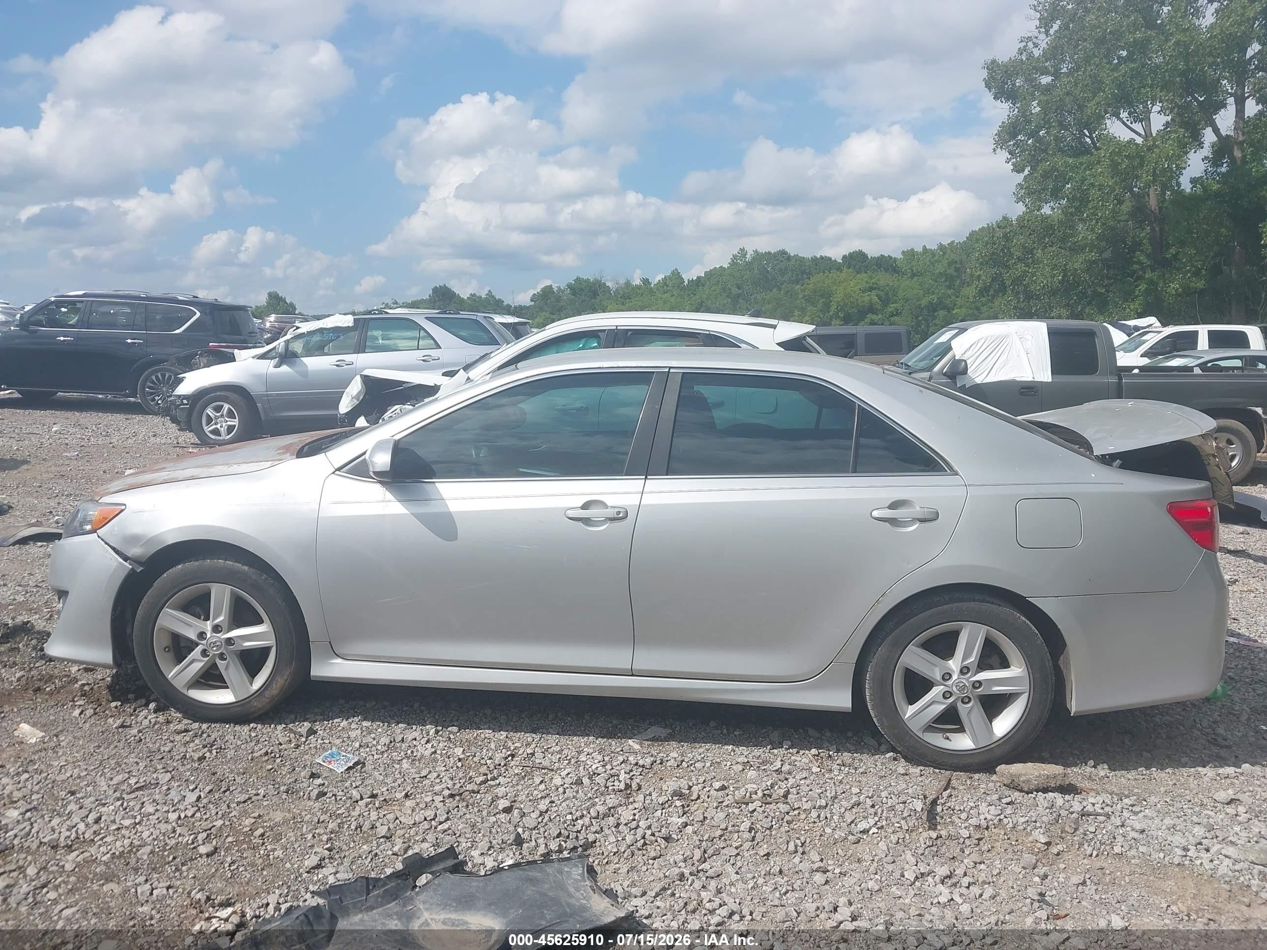 2014 Toyota Camry Se Silver vin: 4T1BF1FK4EU388481