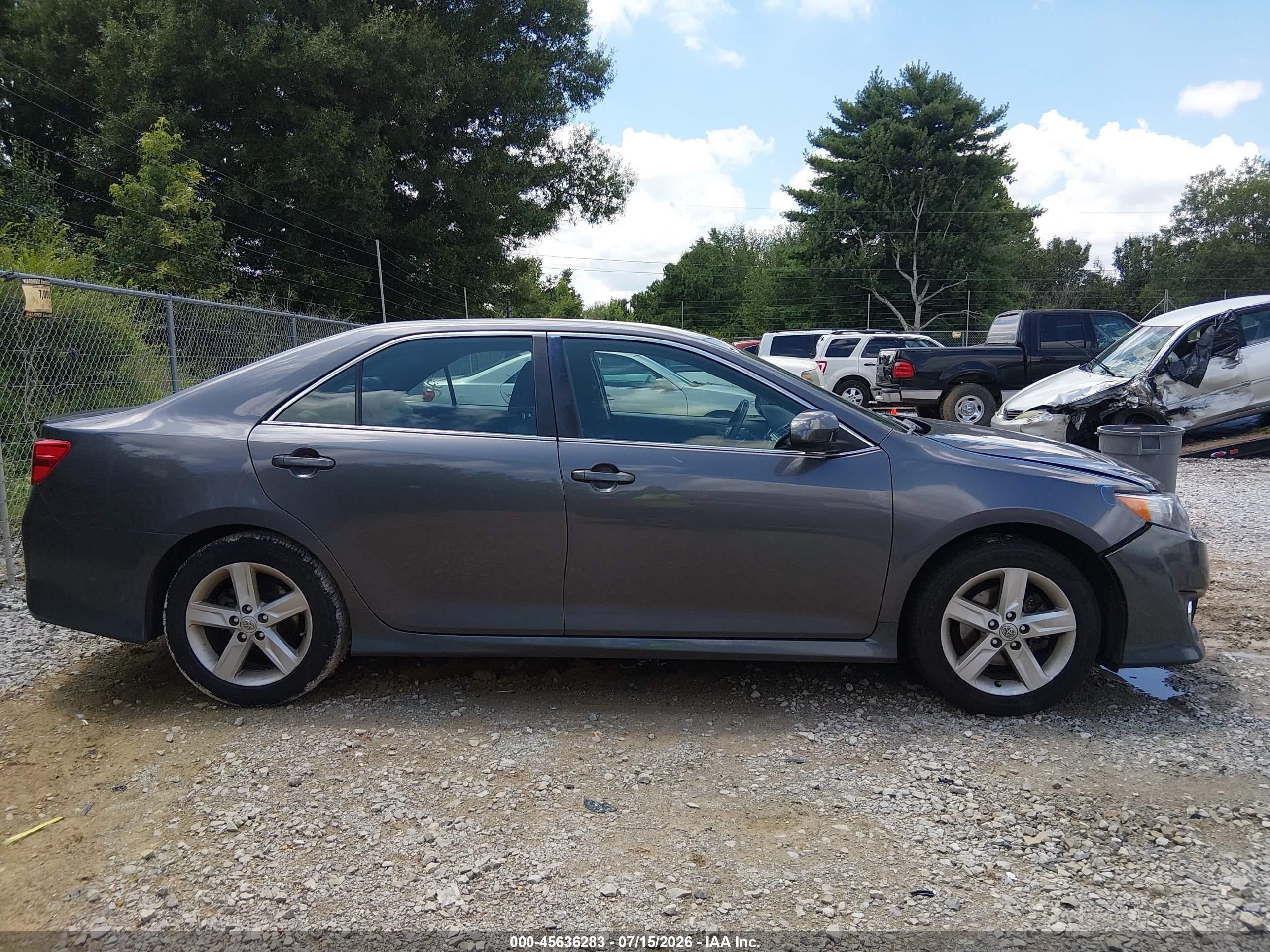 2014 Toyota Camry Se Gray vin: 4T1BF1FK4EU388576