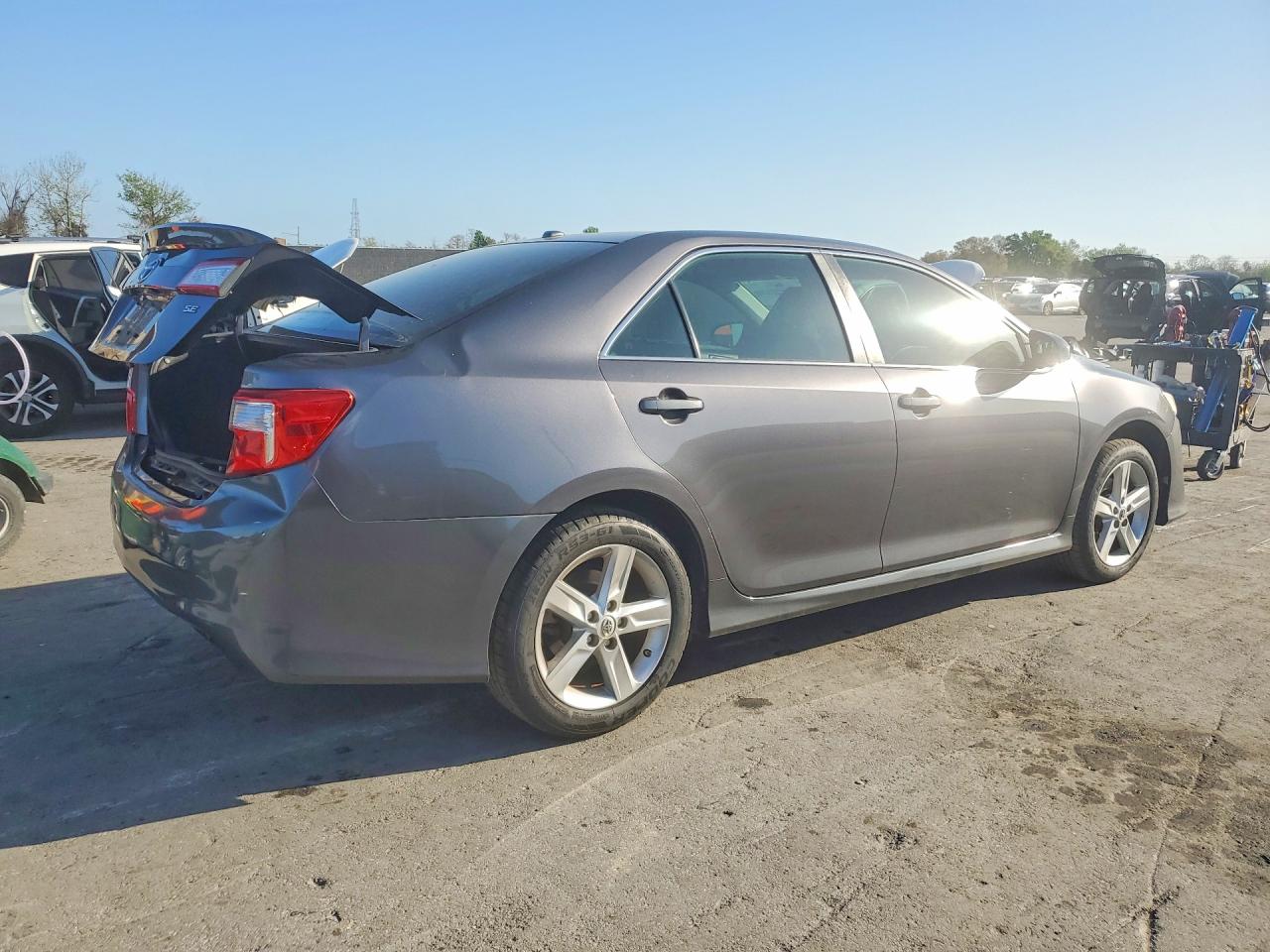 2014 Toyota Camry Se Gray vin: 4T1BF1FK4EU394586