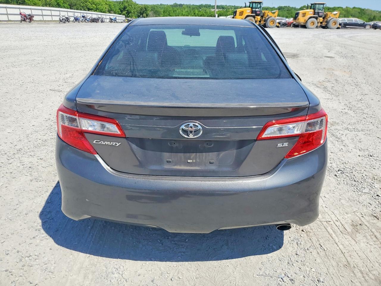 2014 Toyota Camry Se Серый vin: 4T1BF1FK4EU399335